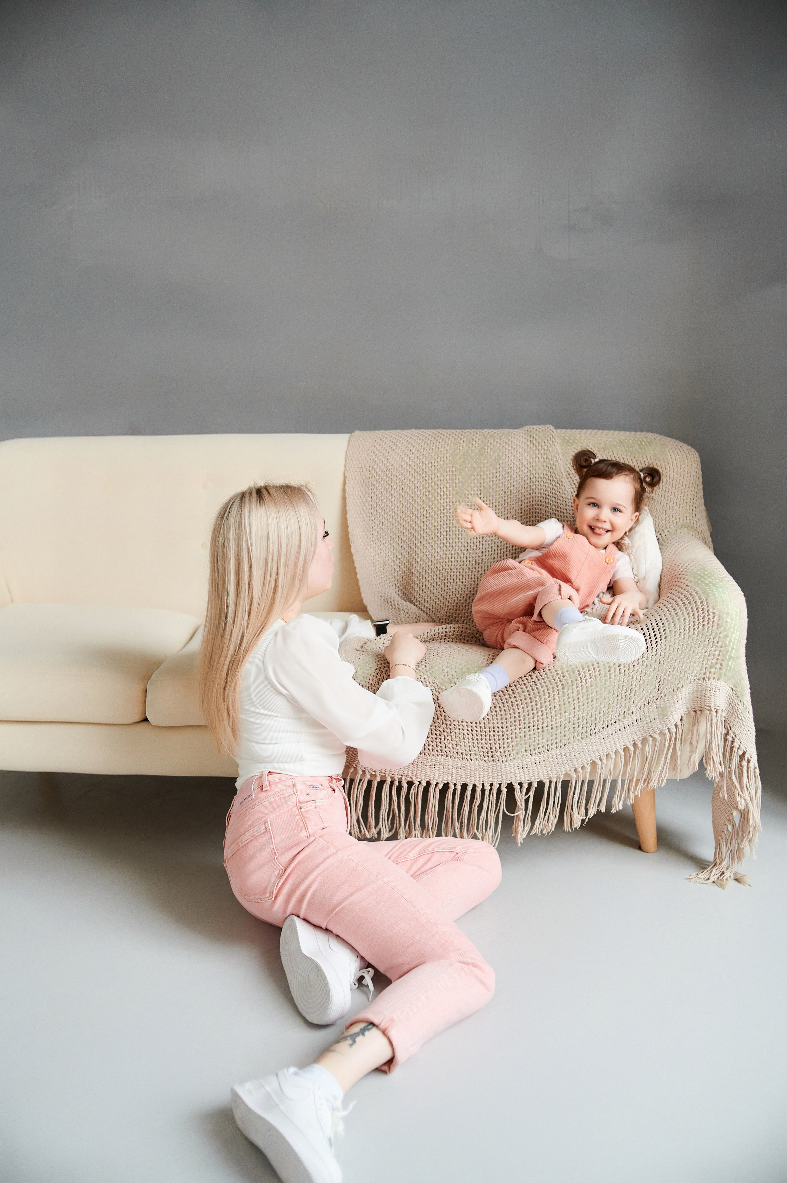 В студии. Семейный и детский фотограф в г. Ногинске Ангелина Хасанова