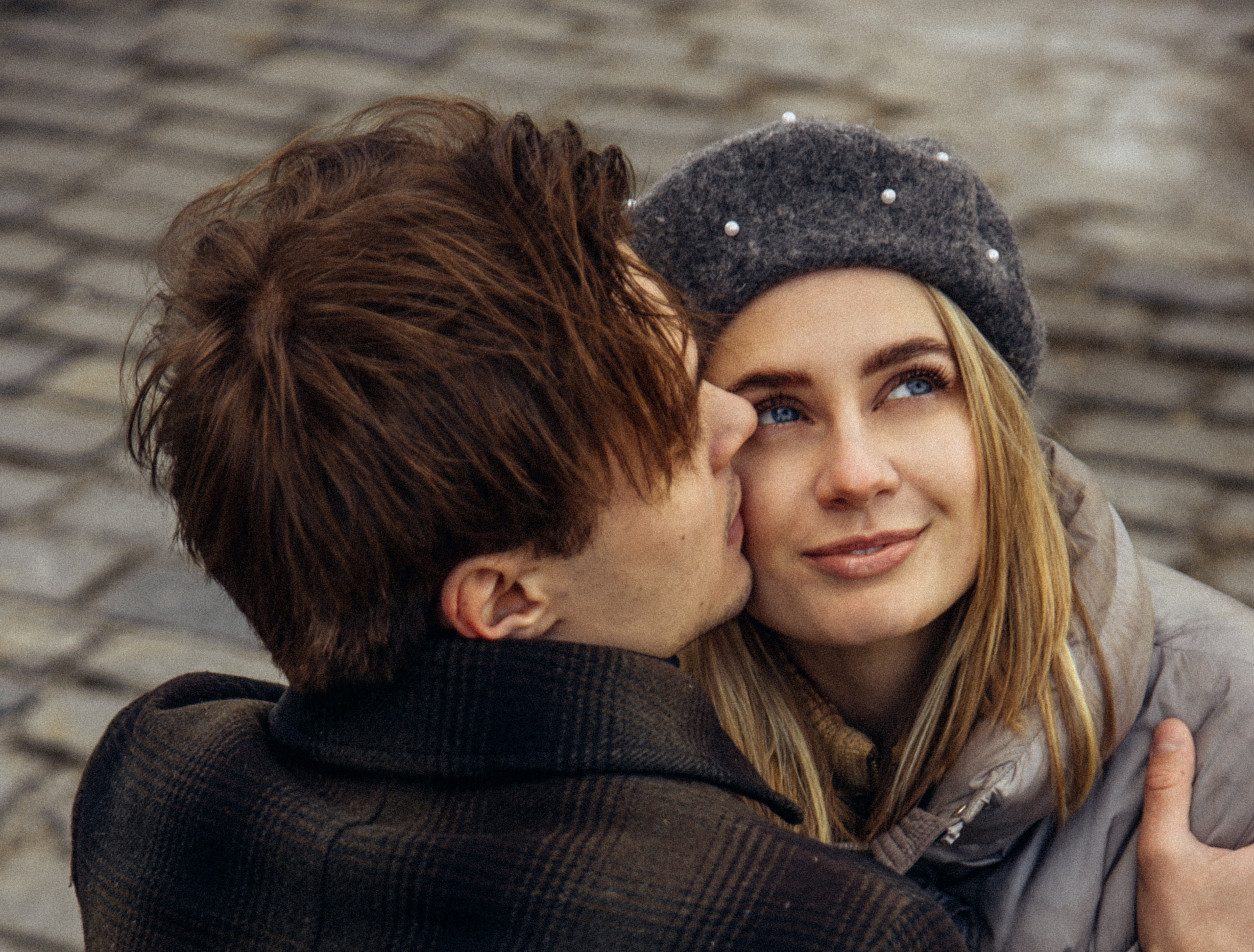 пара в городе