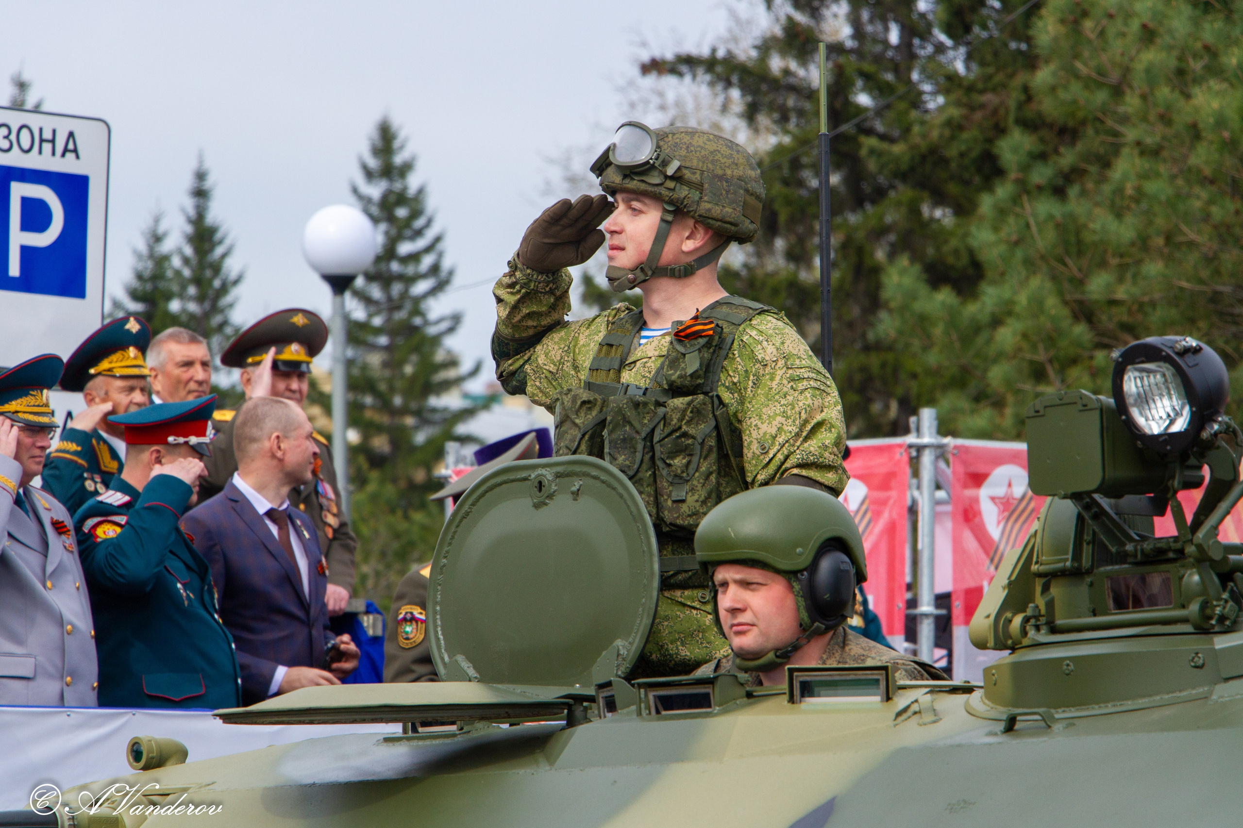 Парад Победы Омск 2024. Фотограф Омск | Александр Вандеров