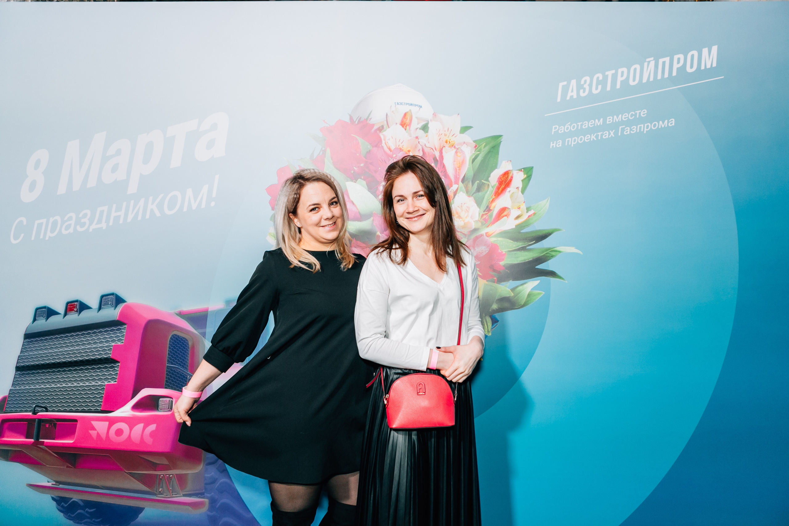 Снимал репортаж для «Газпром нефть», Газстройпром, Росатом, ОЗОН, Мегафон, ВТБ, Т-Банк, Unilever, Материа Медика Холдинг. Фотограф Serg-Epic — Сергей Клепиков