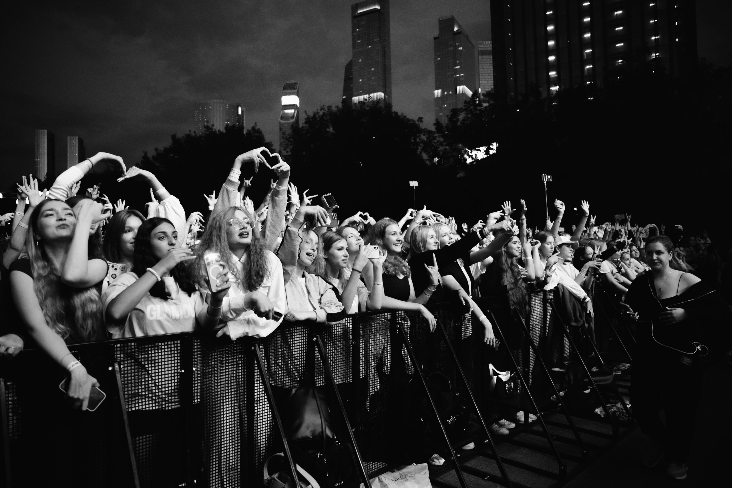 Концерт NKEEI, ARTEM SHILOVETS, UNIQE. Фотограф Нетбай Ксения в Москве Калуге