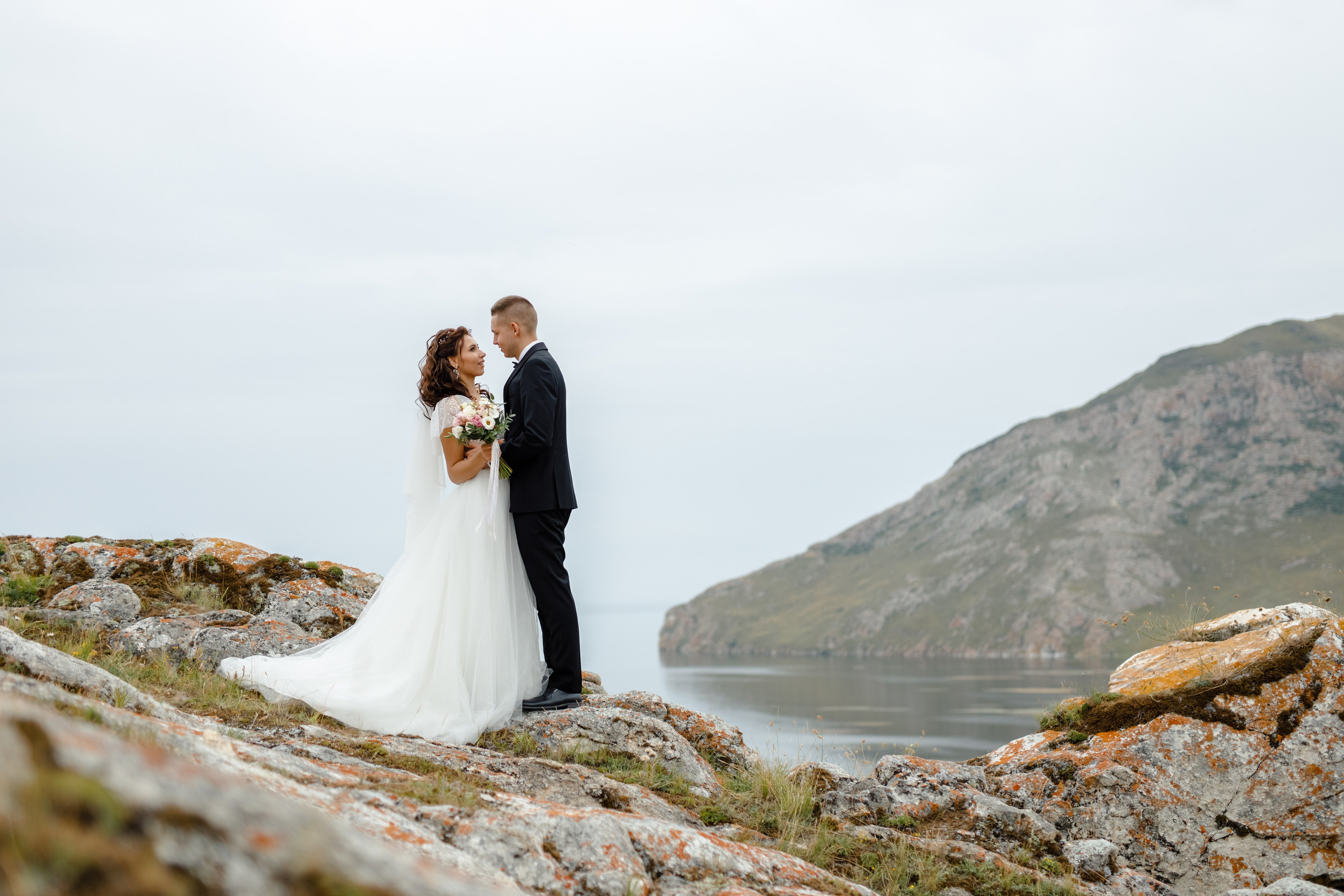 Свадебная фотосессия с выездом за город. Свадебный фотограф Москва КМВ Марина Комиссарова