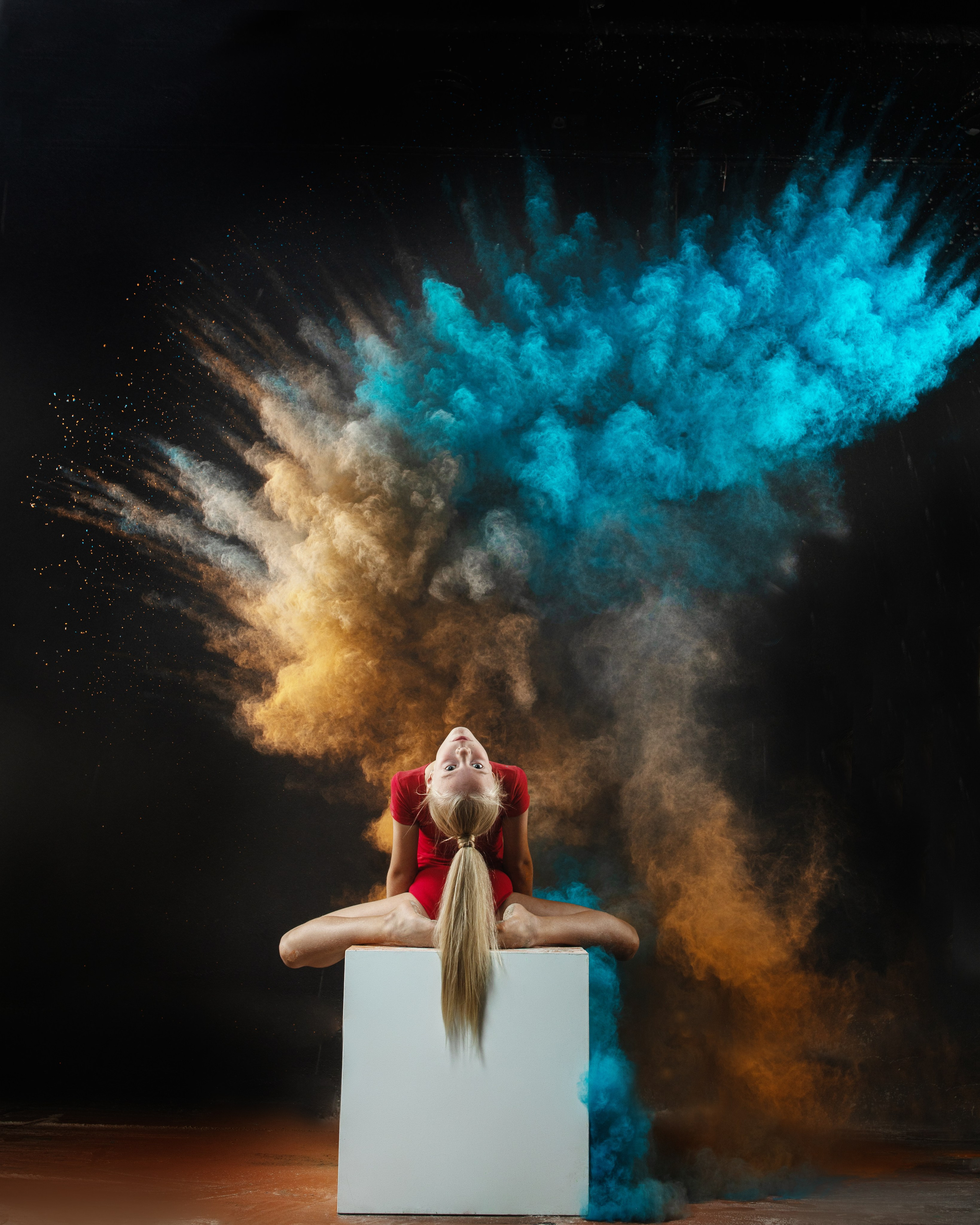 Клуб художественной гимнастики «Отрада». Съемка с мукой. Спортивный и детский фотограф в Москве, Калининграде