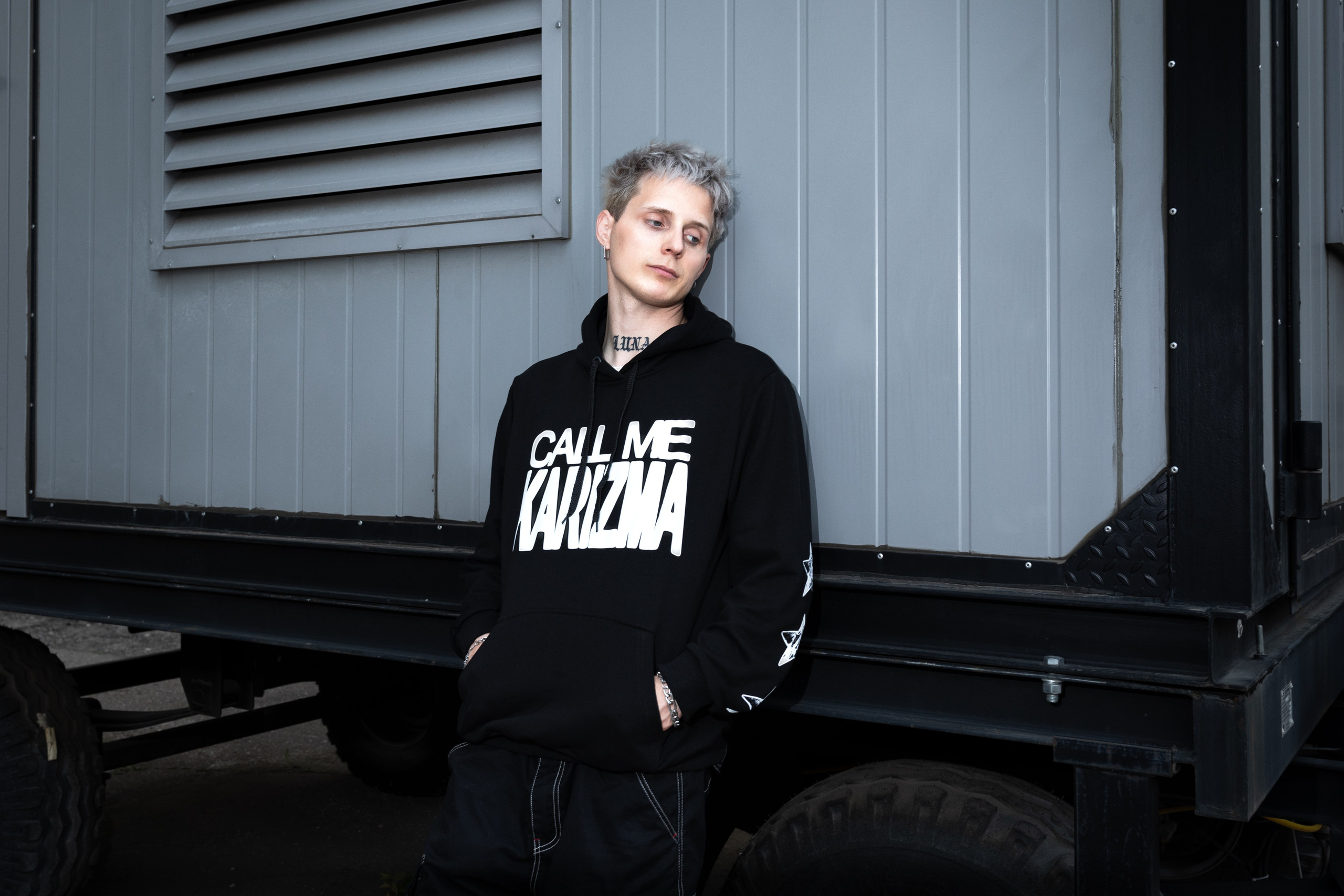 Call Me Karizma. Kayala