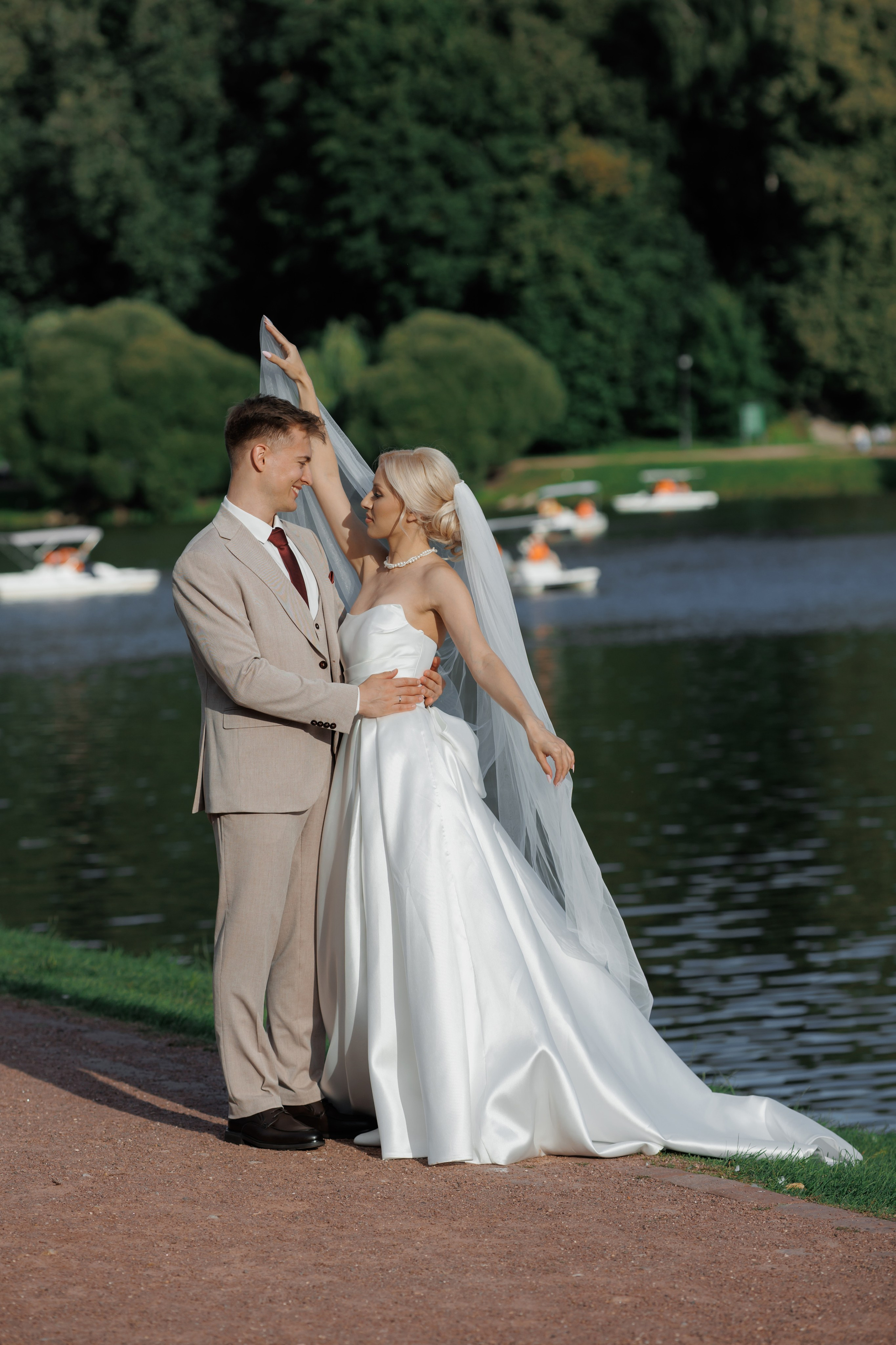 Отель «Милан», Шипиловский ЗАГС, прогулка в парке Царицыно. Свадебный и репортажный фотограф (Москва, Королев и другие)