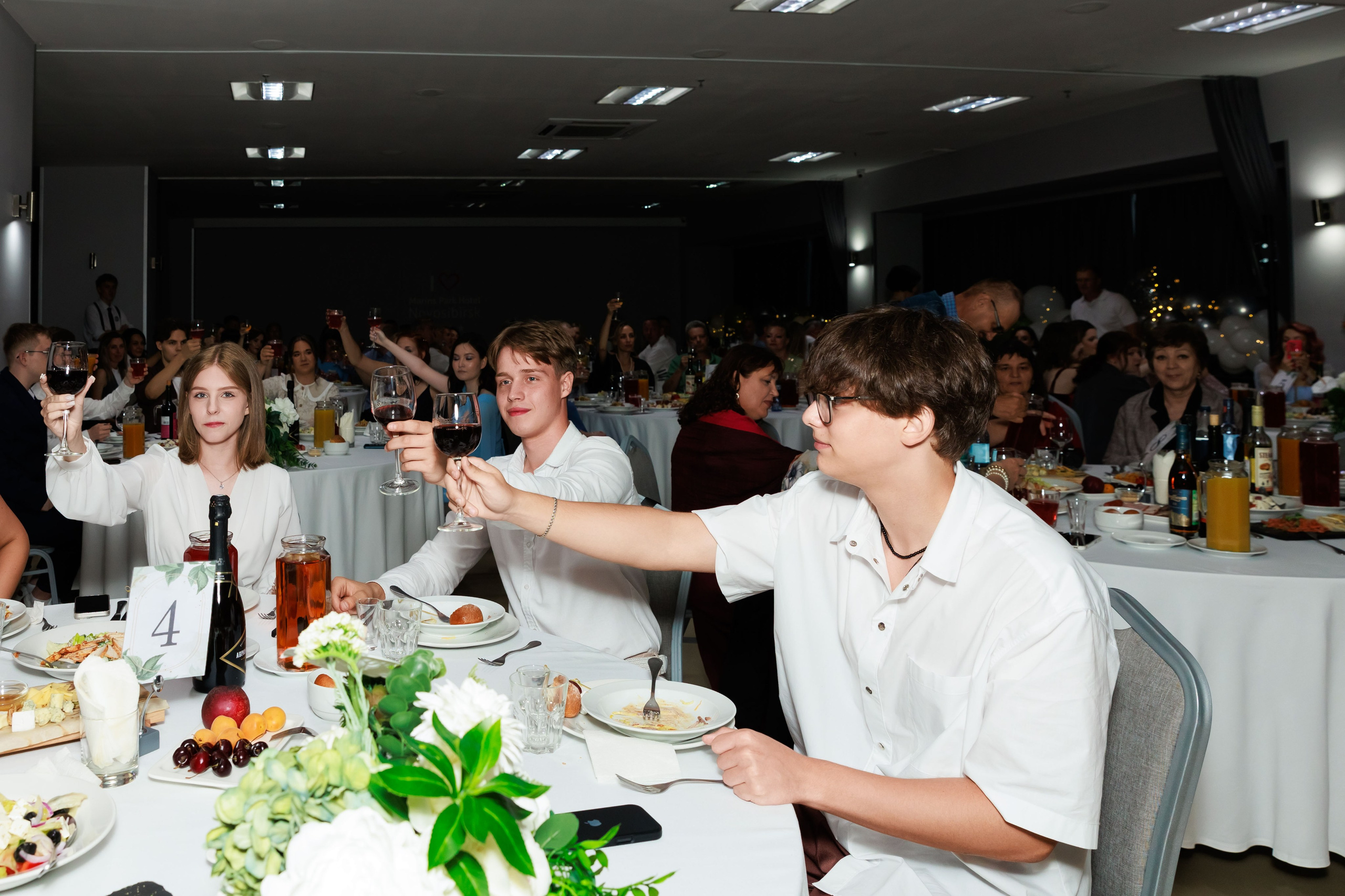 Выпускной 11 классов. Фотограф Новосибирск — Наталья Гресь