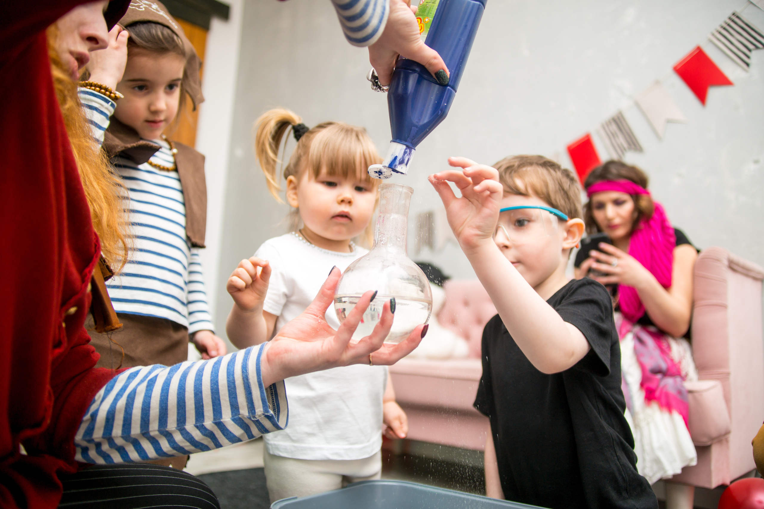 Репортажная съемка мероприятий. Профессиональная фотография и ретушь в Санкт-Петербурге