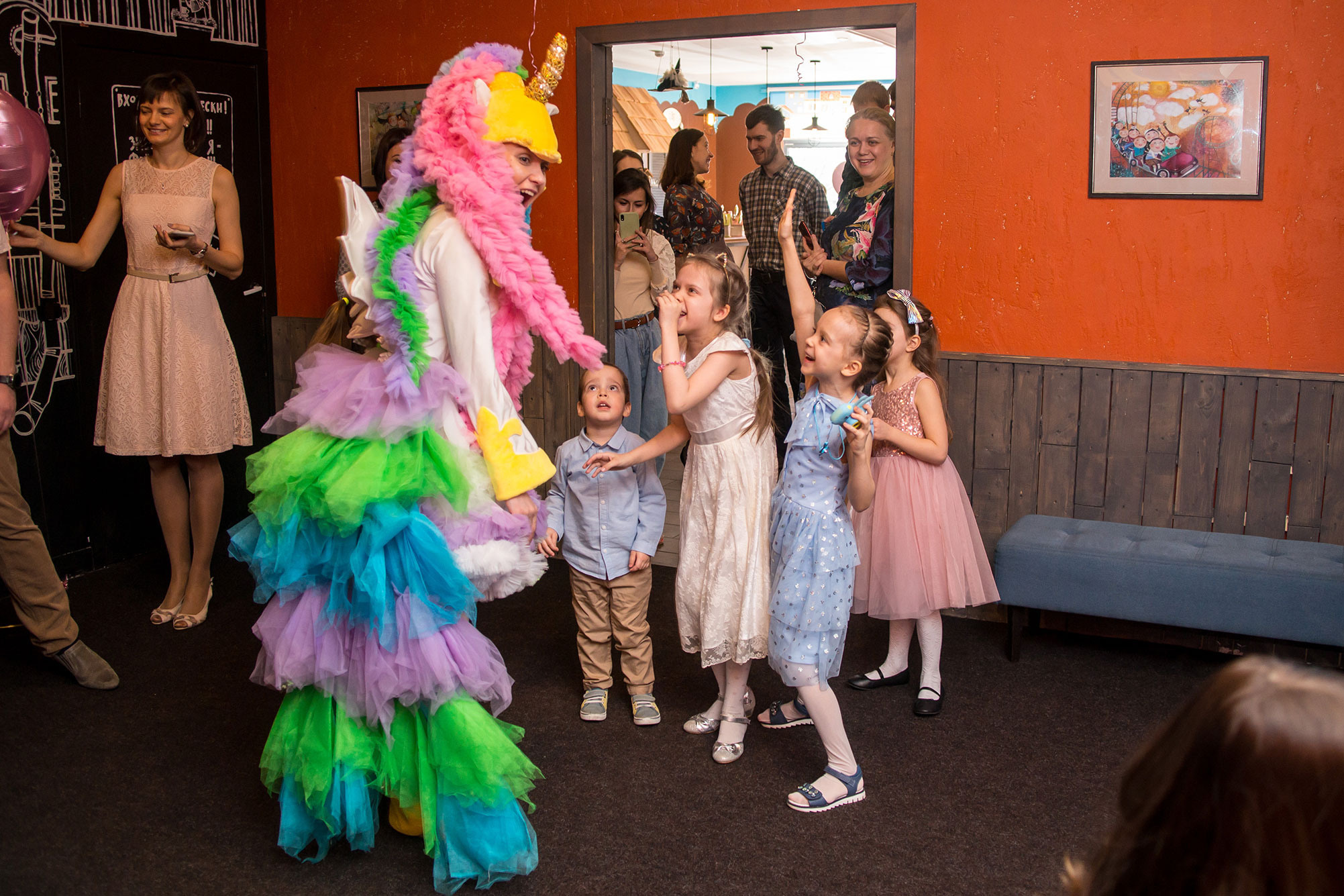 Репортажная съемка мероприятий. Профессиональная фотография и ретушь в Санкт-Петербурге