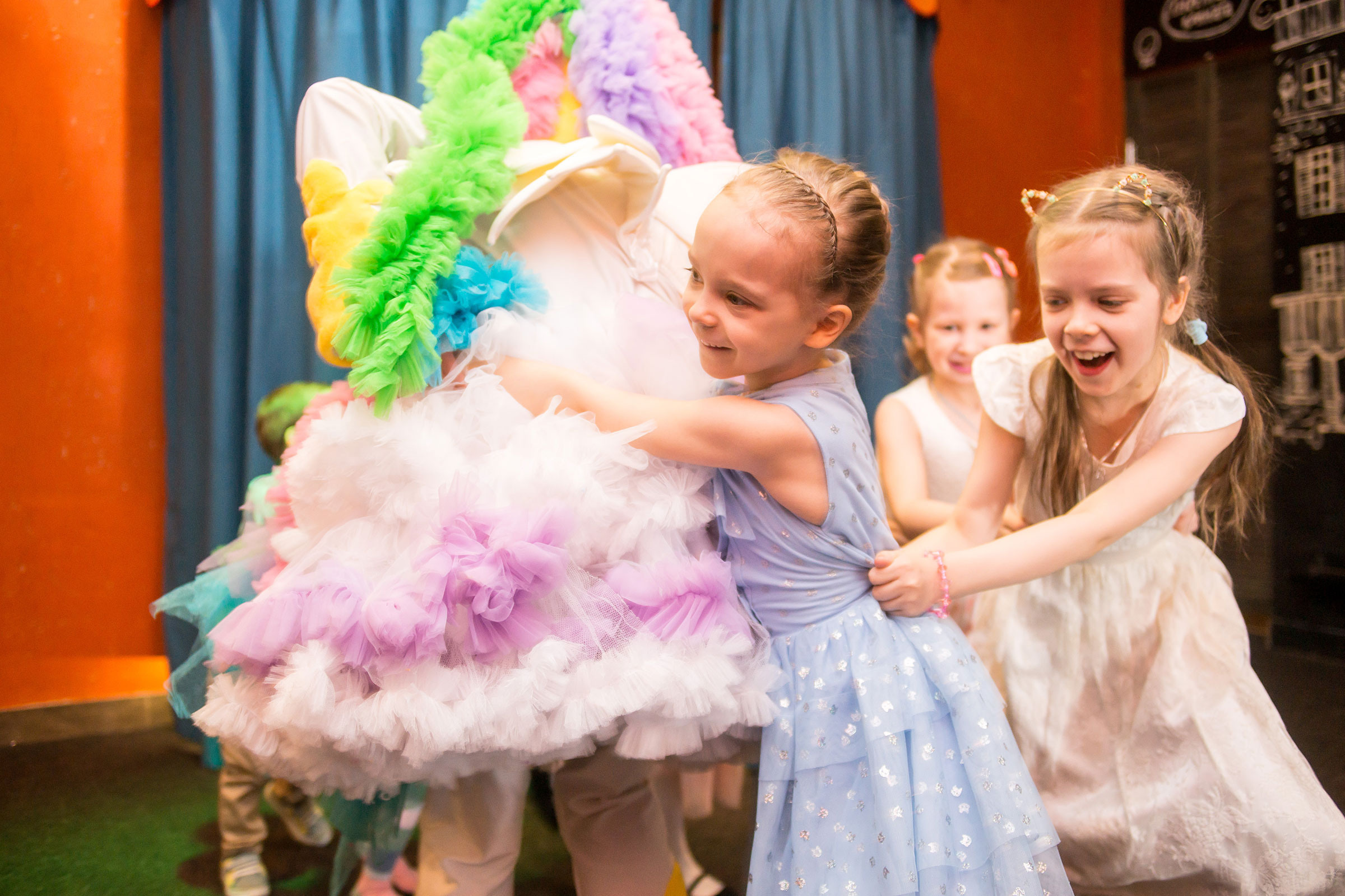 Репортажная съемка мероприятий. Профессиональная фотография и ретушь в Санкт-Петербурге