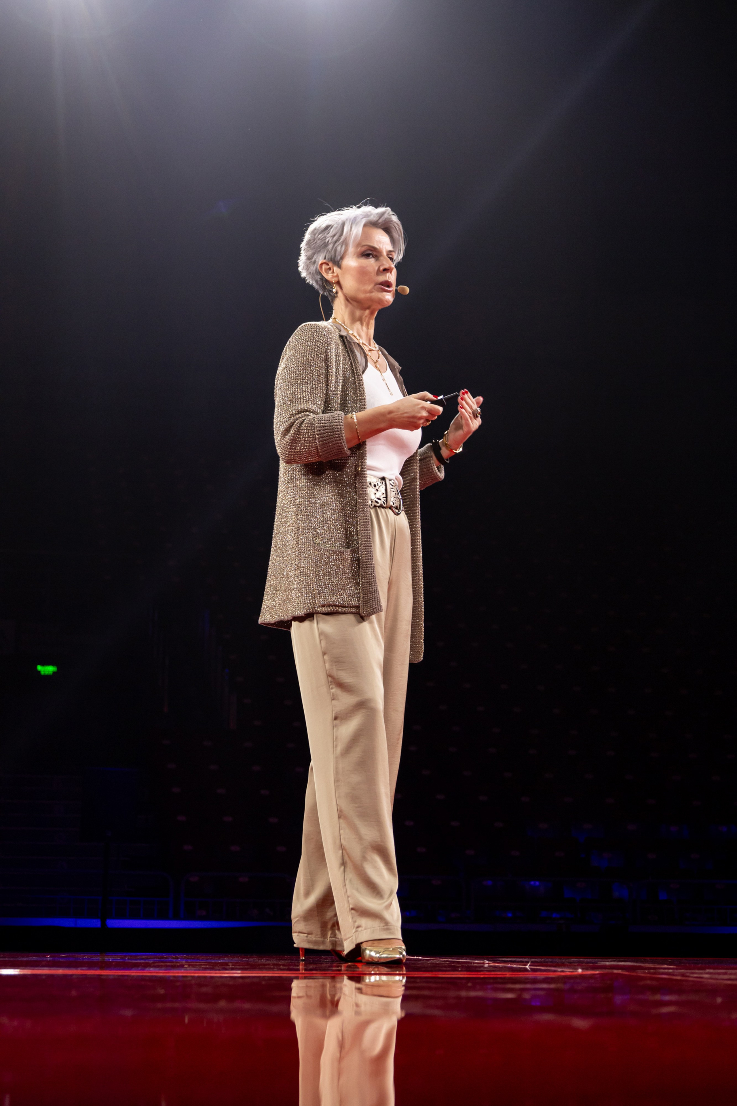 Альфа конфа Челябинск. Фотограф свадебный, репортажный, индивидуальный, фото для маркетплейсов, брендов, автосалонов