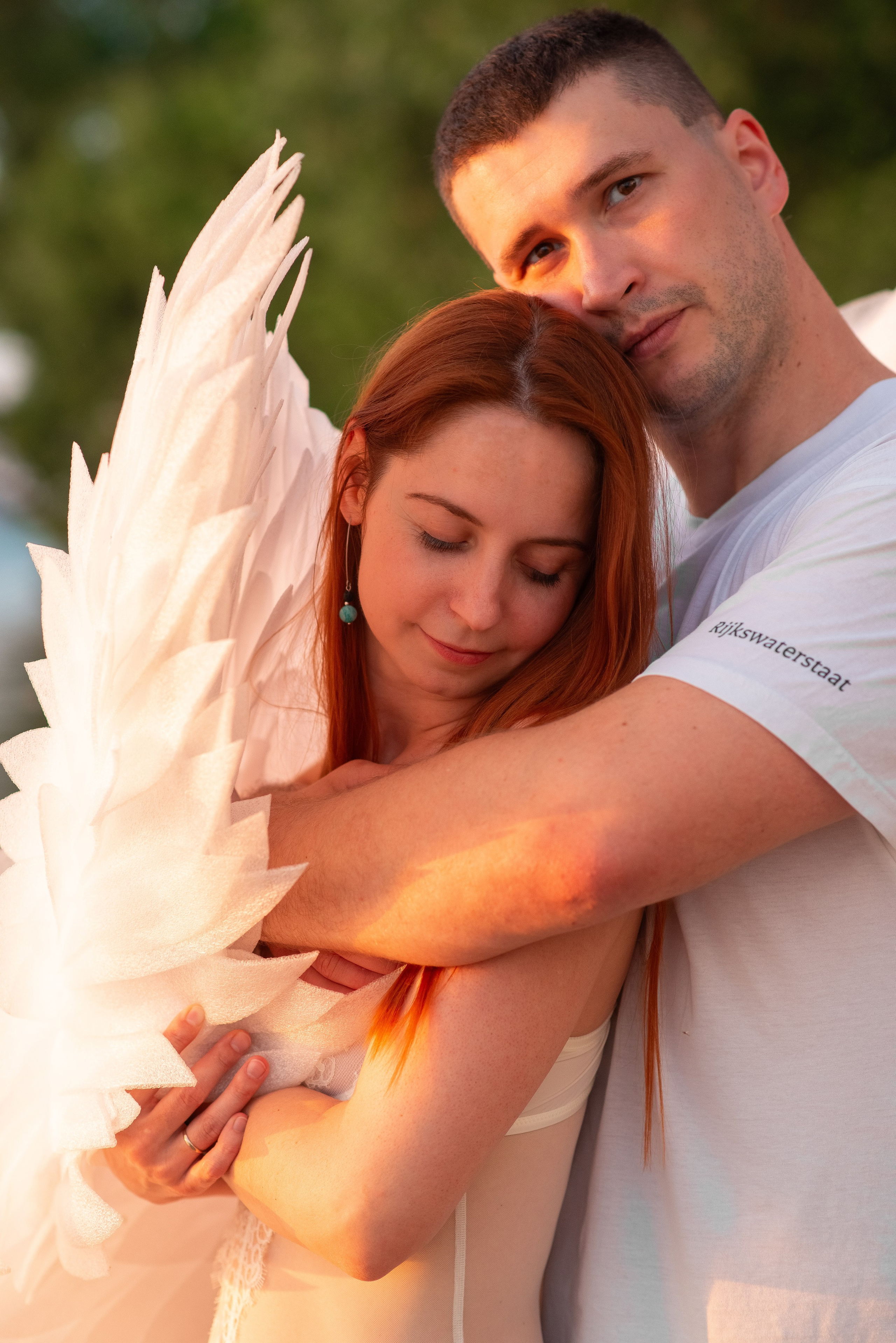 Оксана+Саша на Минском с крыльями. Семейный фотограф на выписку из роддома и крещение Минск Настя Гришук