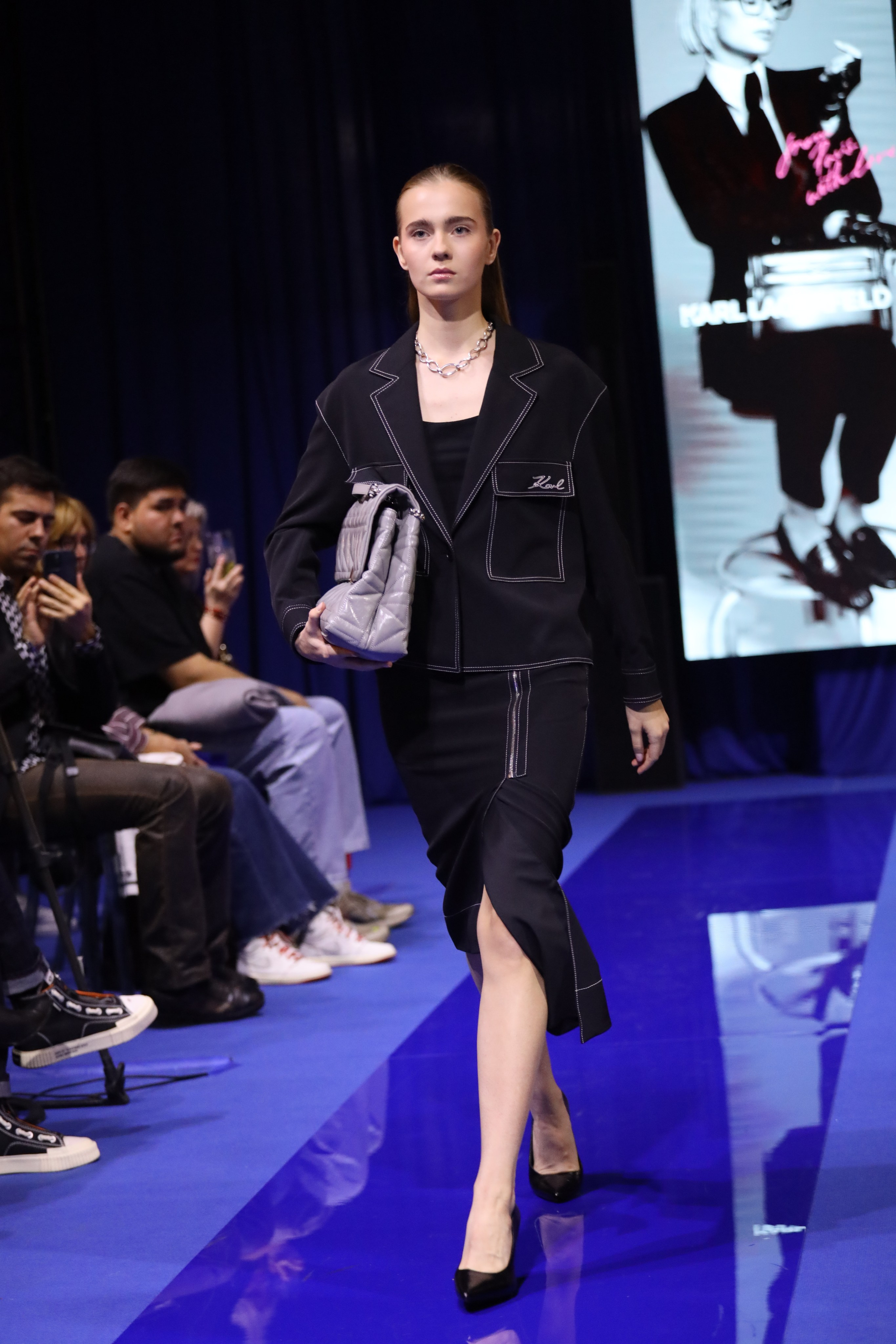 Показы на неделе моды Sokolov Fashion Week (октябрь 2025). Репортажный и портретный фотограф в Москве Рина Серёгина