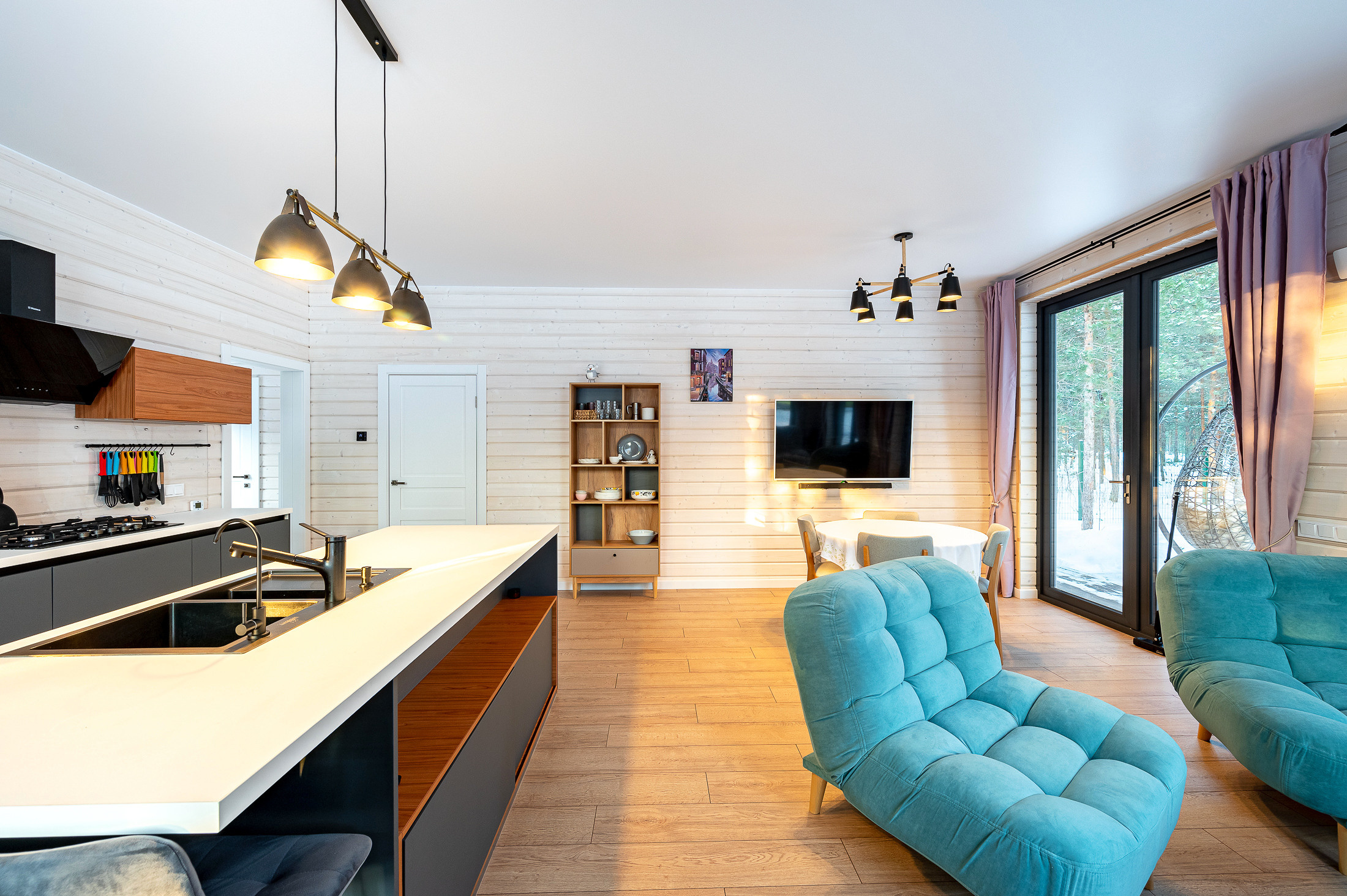 Дом на продажу. Интерьерный фотограф. Фото- видеосъемка недвижимости Санкт-Петербург