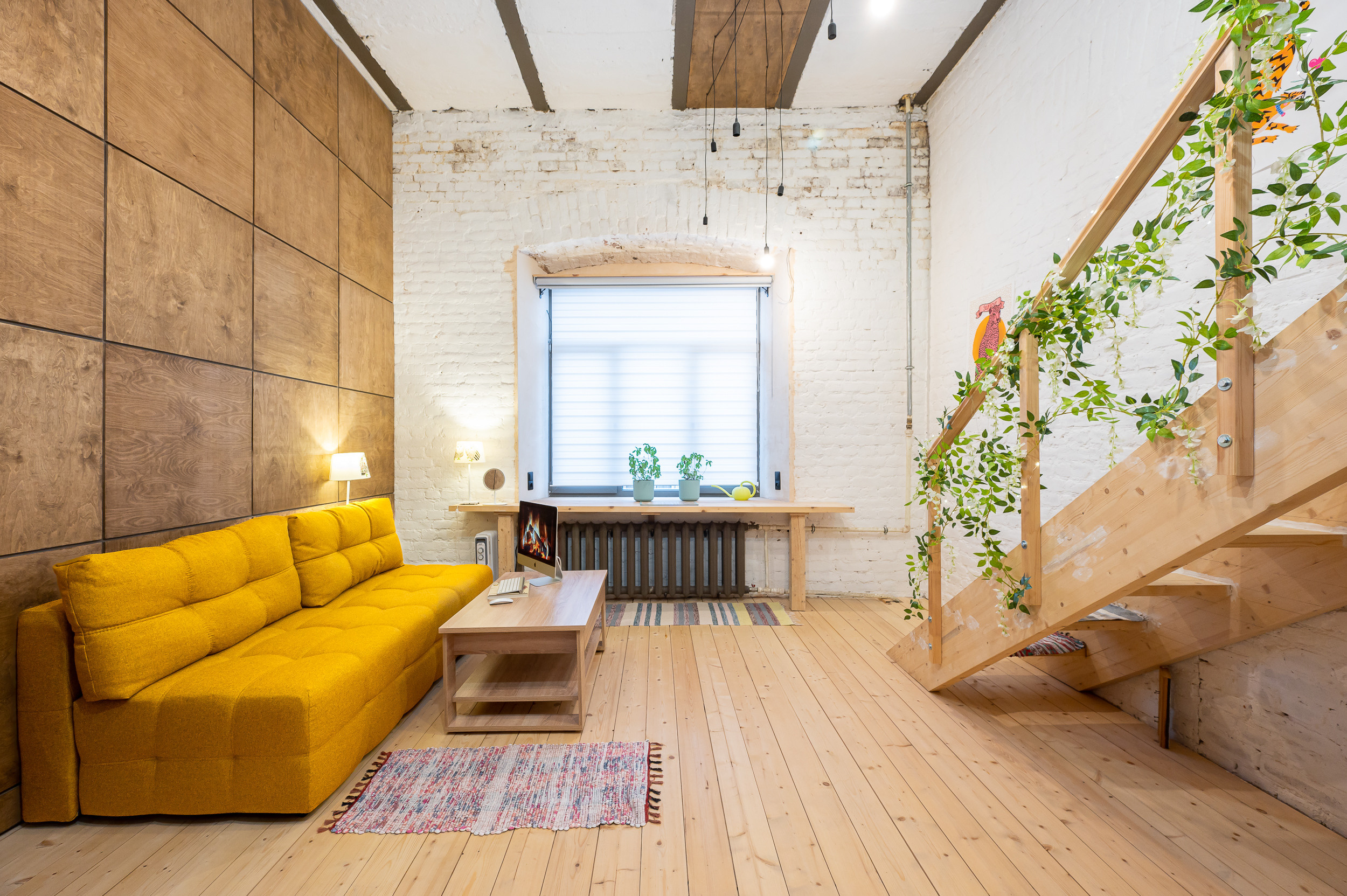 Студия для сдачи в аренду в историческом центре Спб. Интерьерный фотограф. Фото- видеосъемка недвижимости Санкт-Петербург