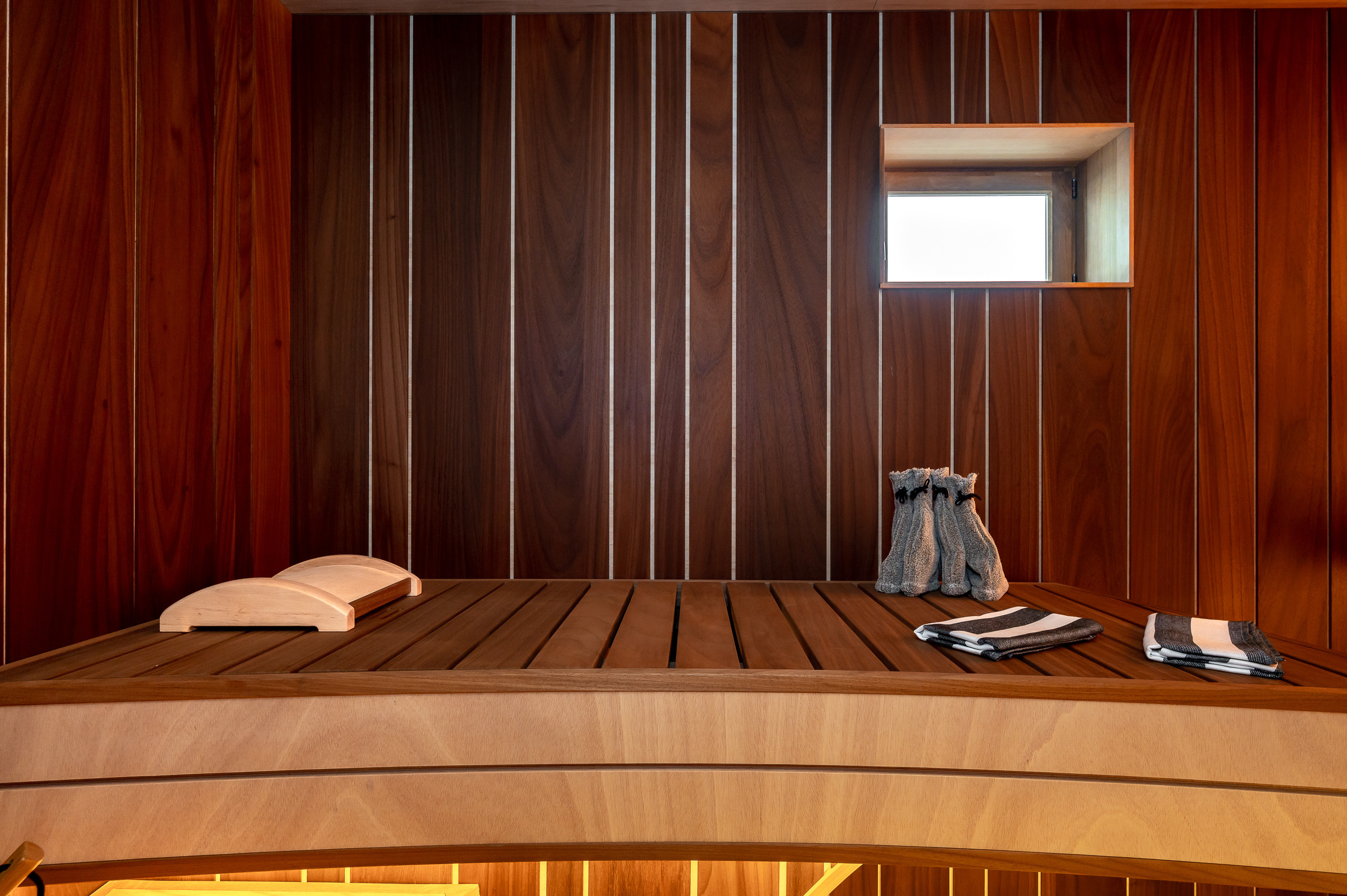 Баня в Ленинградской области. Интерьерный фотограф. Фото- видеосъемка недвижимости Санкт-Петербург