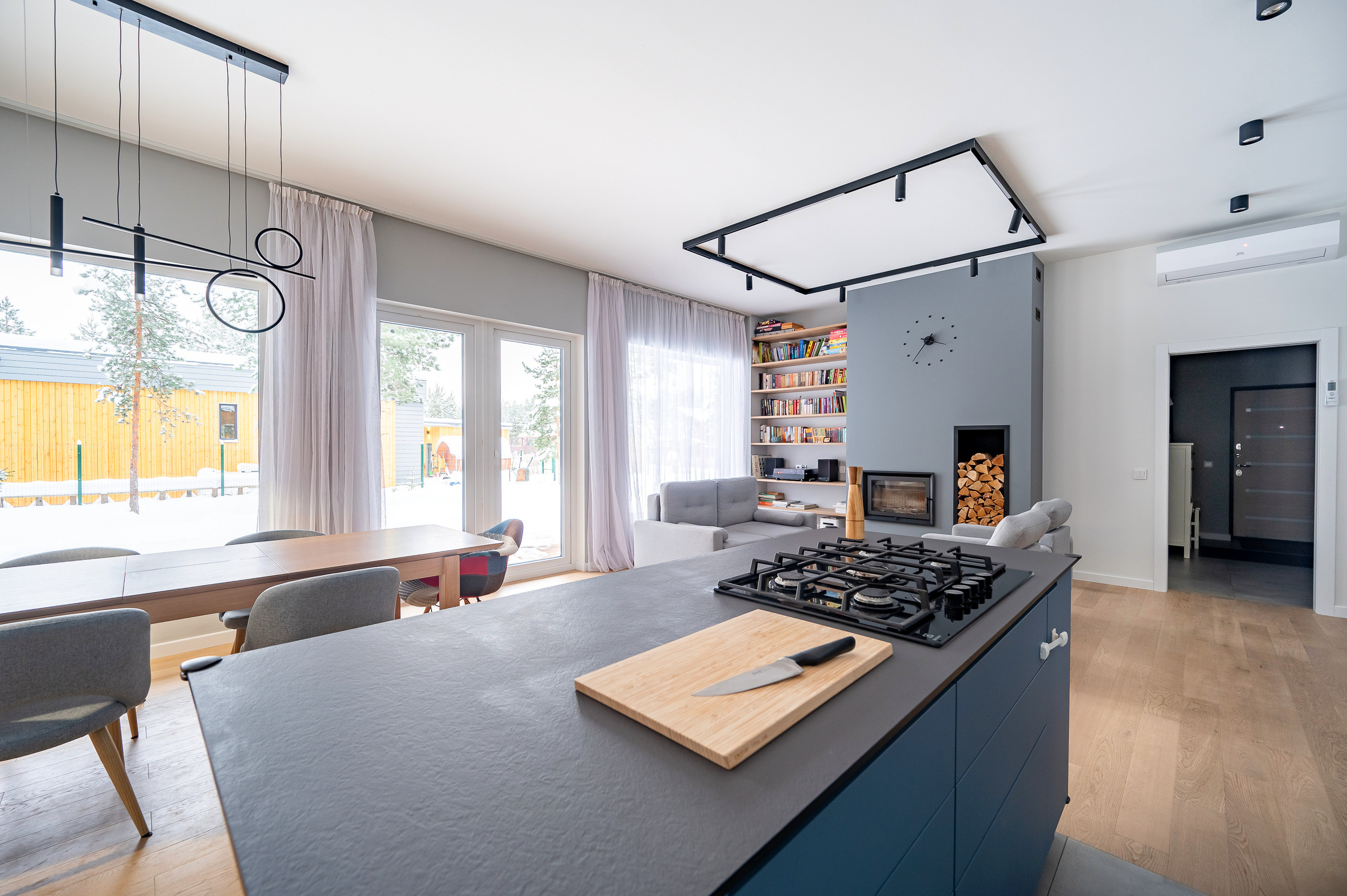 Дом на продажу в Курортном районе. Интерьерный фотограф. Фото- видеосъемка недвижимости Санкт-Петербург