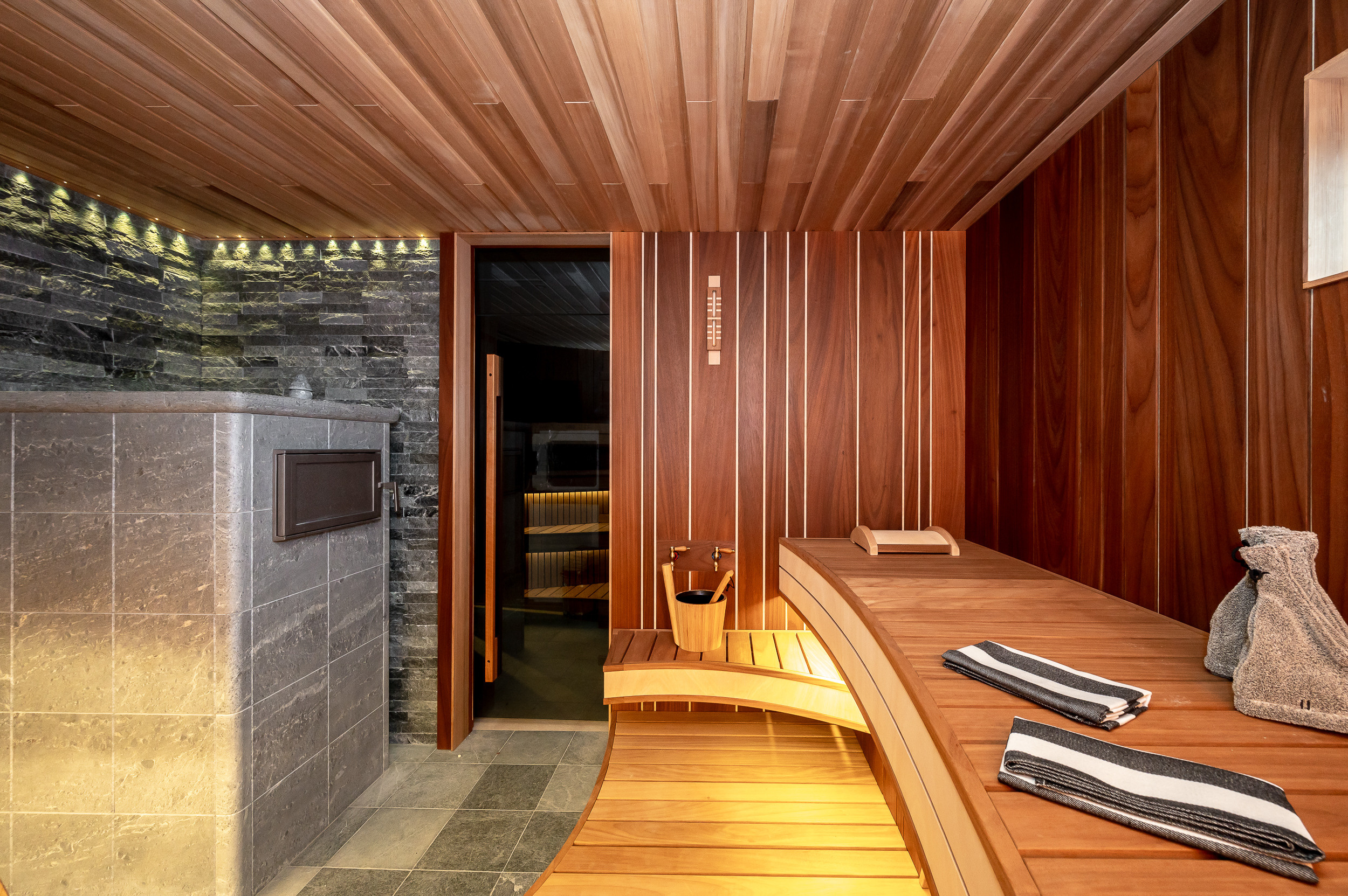 Баня в Ленинградской области. Интерьерный фотограф. Фото- видеосъемка недвижимости Санкт-Петербург