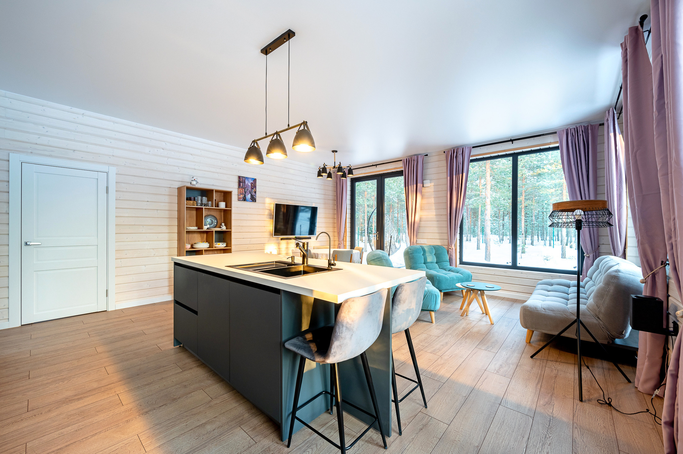 Дом на продажу. Интерьерный фотограф. Фото- видеосъемка недвижимости Санкт-Петербург