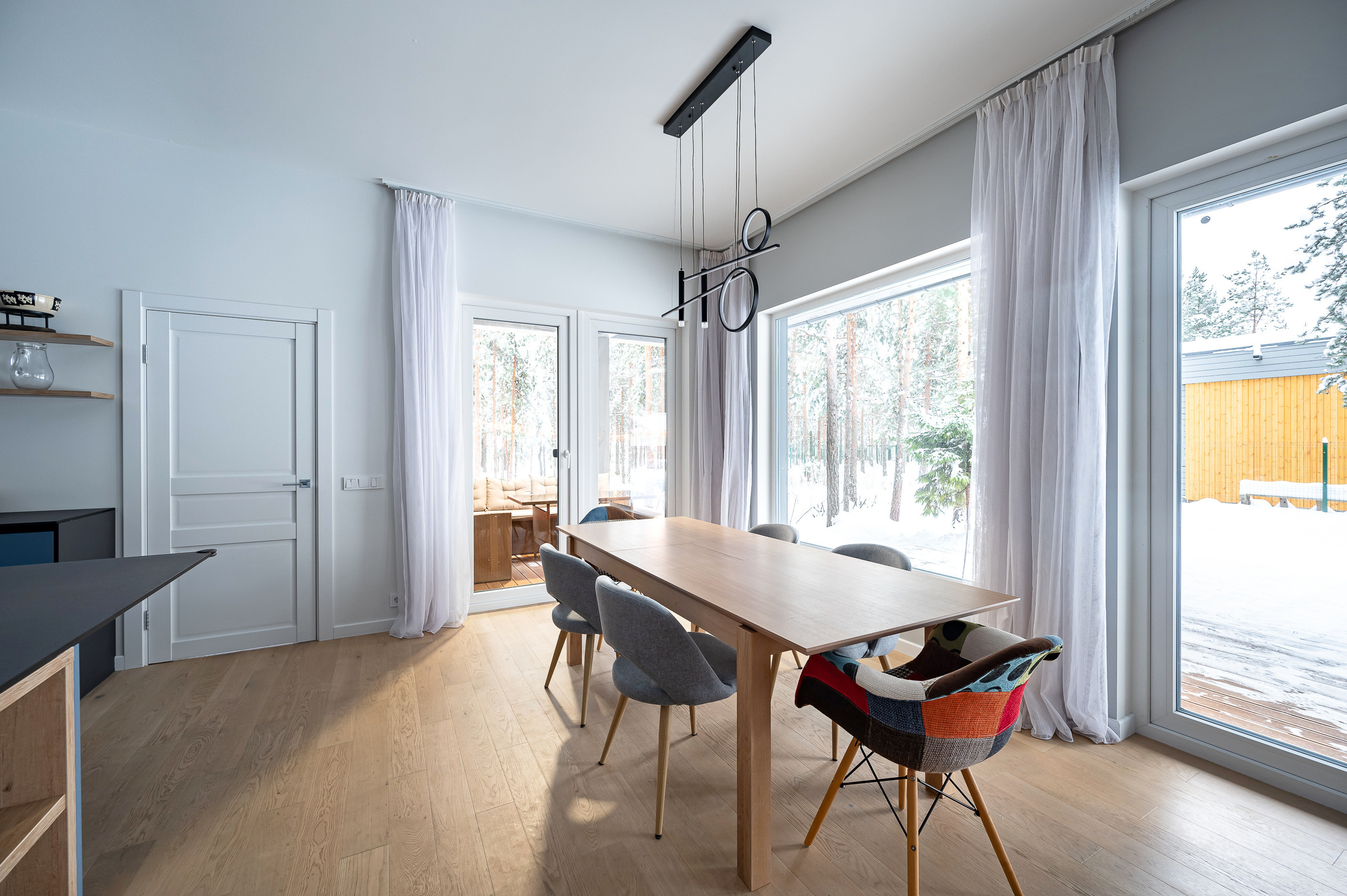 Дом на продажу в Курортном районе. Интерьерный фотограф. Фото- видеосъемка недвижимости Санкт-Петербург