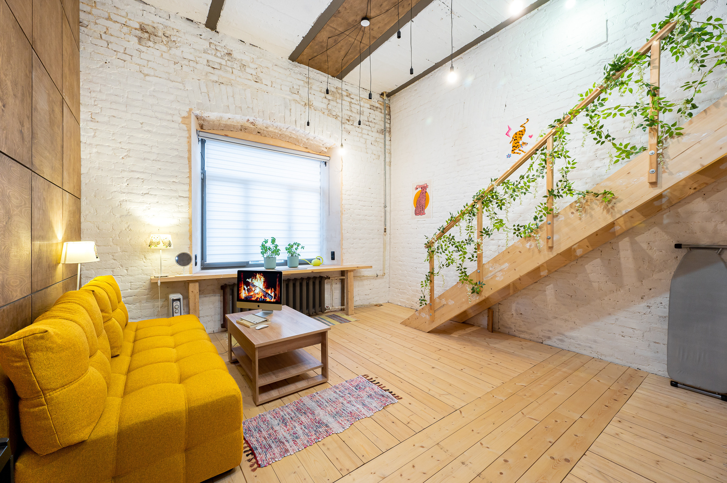 Студия для сдачи в аренду в историческом центре Спб. Интерьерный фотограф. Фото- видеосъемка недвижимости Санкт-Петербург