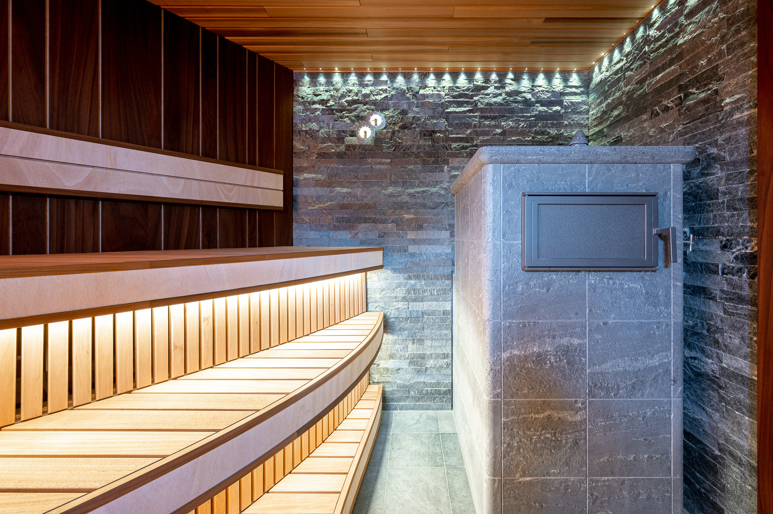 Баня в Ленинградской области. Интерьерный фотограф. Фото- видеосъемка недвижимости Санкт-Петербург