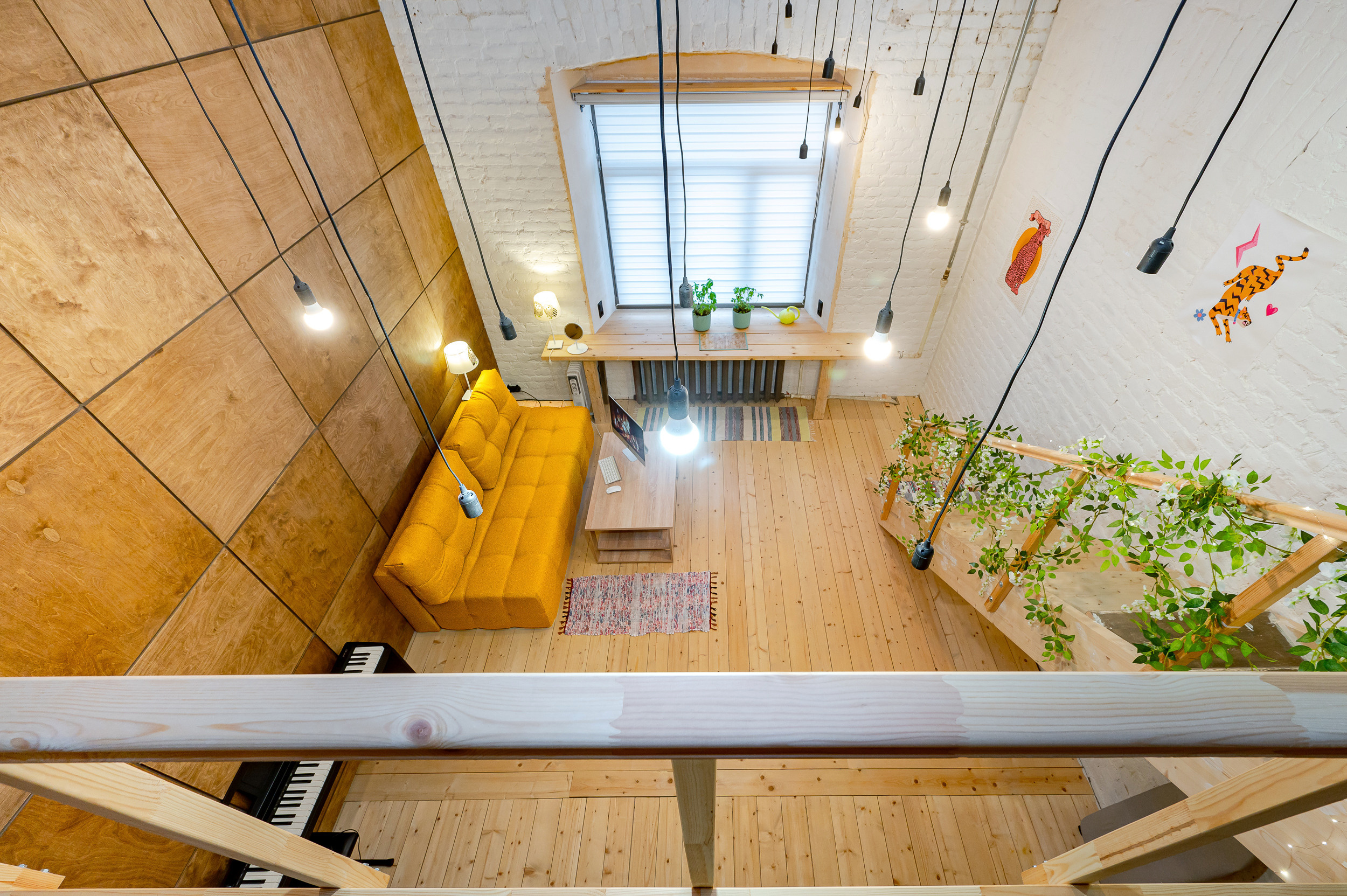 Студия для сдачи в аренду в историческом центре Спб. Интерьерный фотограф. Фото- видеосъемка недвижимости Санкт-Петербург