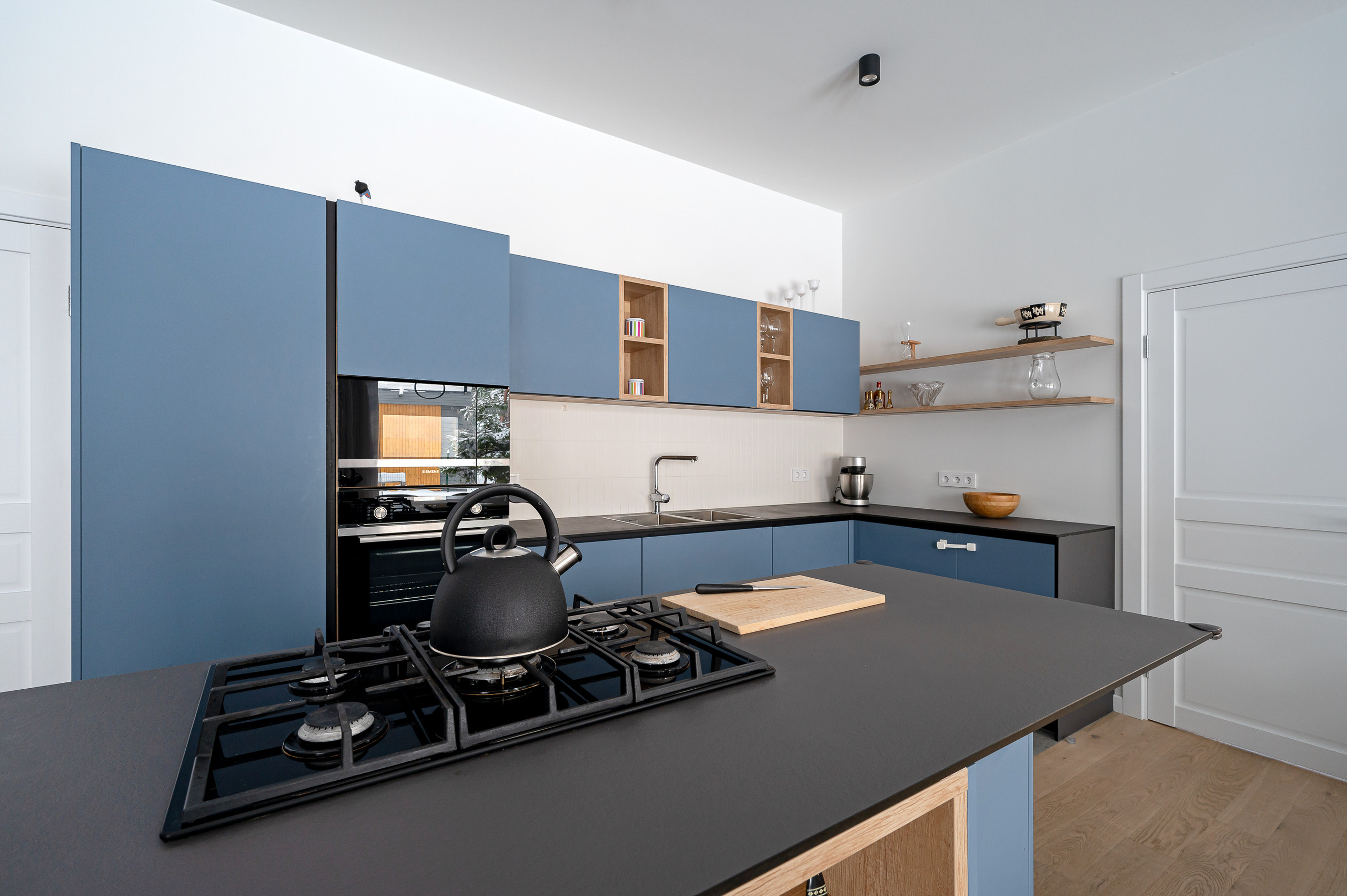 Дом на продажу в Курортном районе. Интерьерный фотограф. Фото- видеосъемка недвижимости Санкт-Петербург