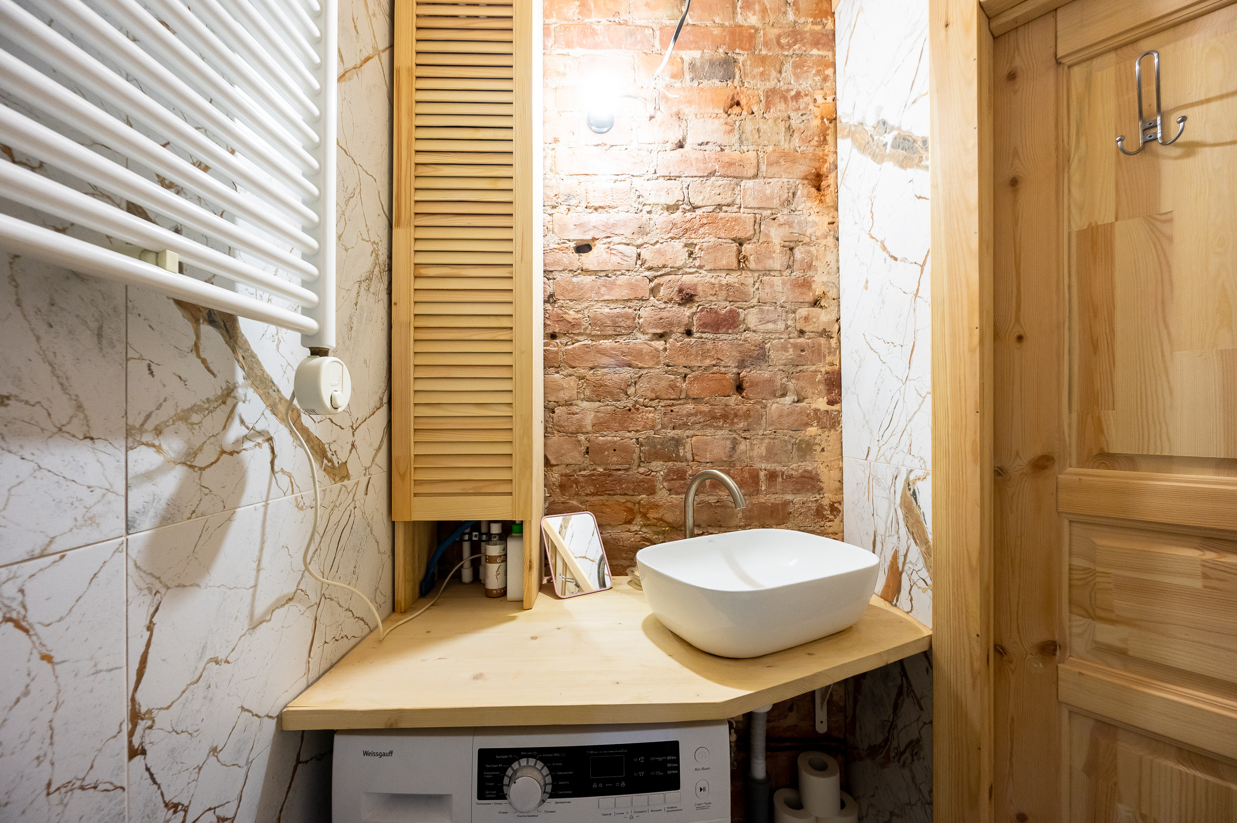 Студия для сдачи в аренду в историческом центре Спб. Интерьерный фотограф. Фото- видеосъемка недвижимости Санкт-Петербург