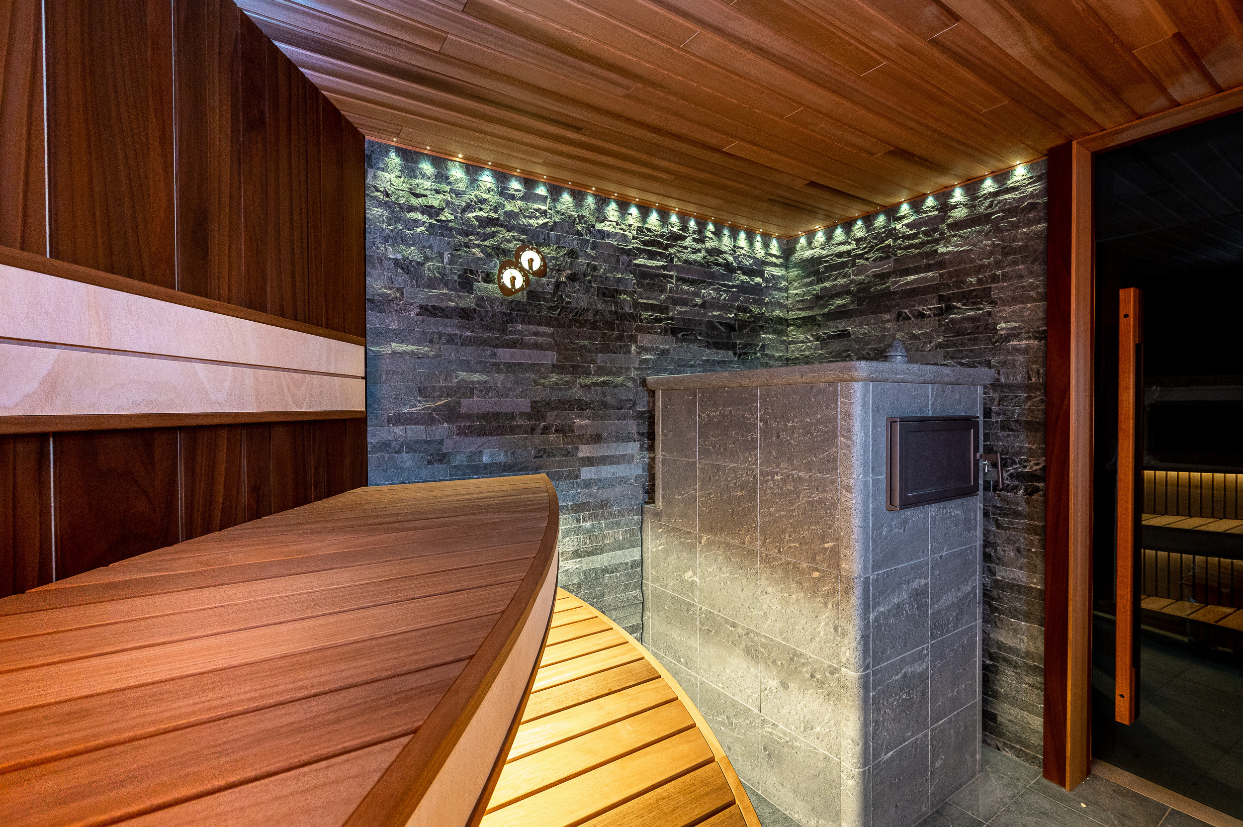 Баня в Ленинградской области. Интерьерный фотограф. Фото- видеосъемка недвижимости Санкт-Петербург