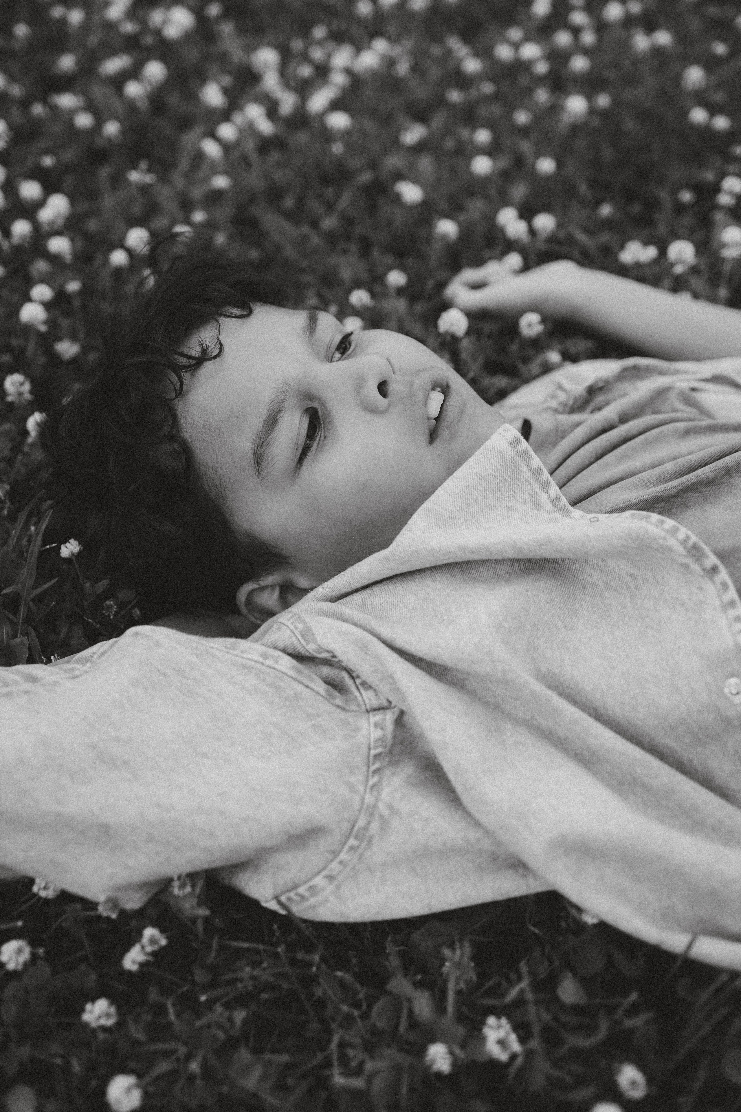 На лужайке. Семейный фотограф Москва