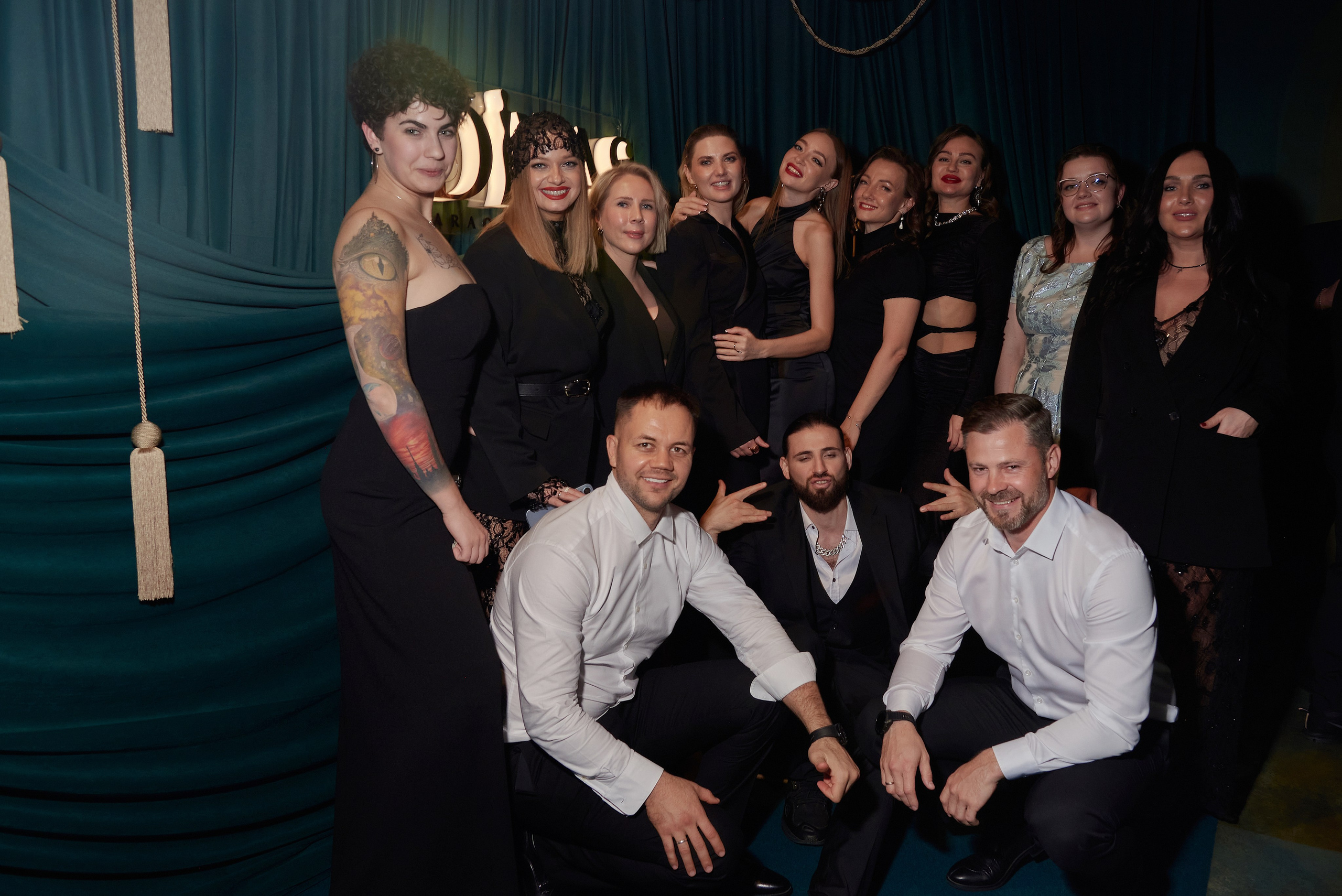 День рождения Светланы Пинигиной в караоке Divas. Наталия Дианова — фотограф для брендов и экспертов в Москве