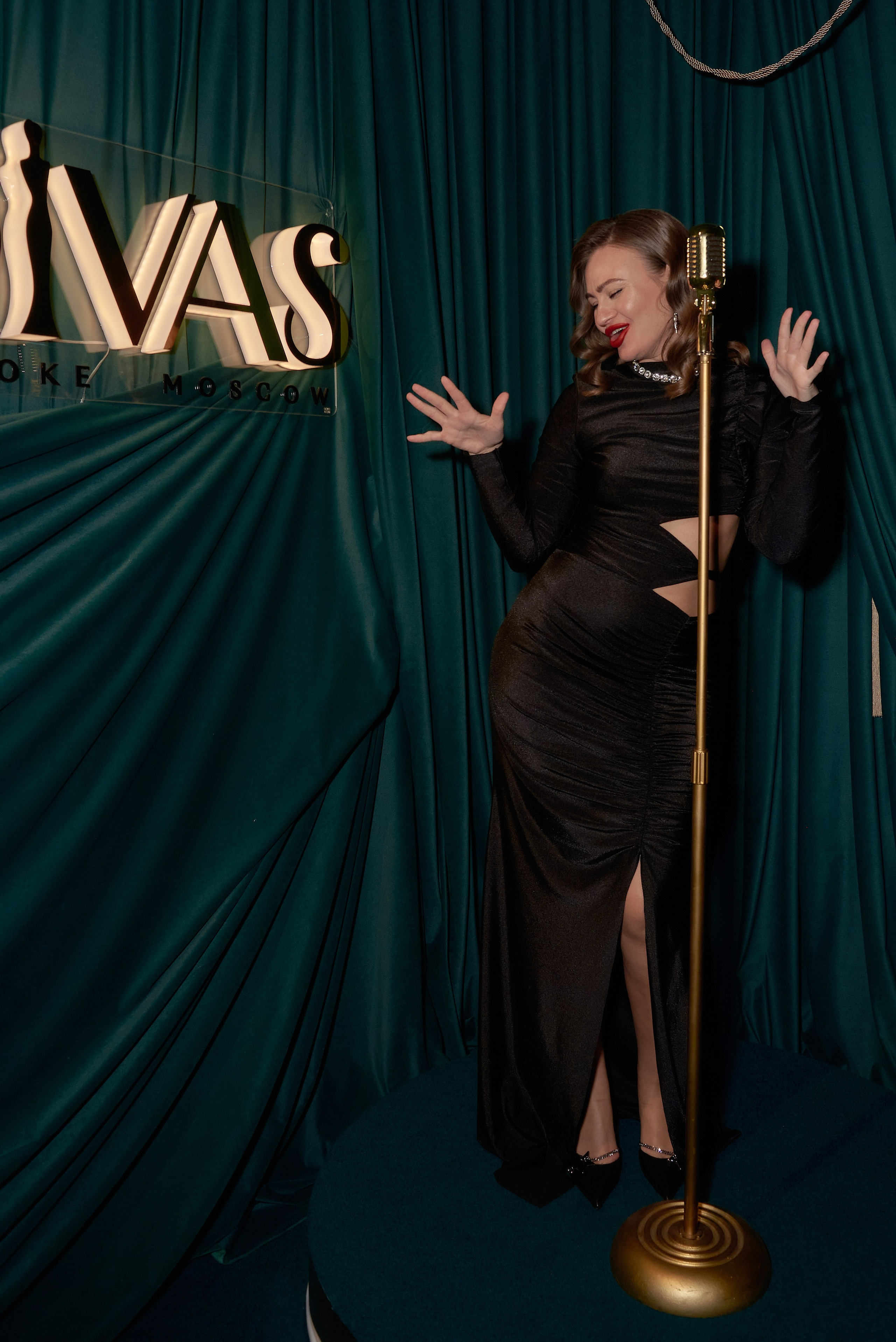 День рождения Светланы Пинигиной в караоке Divas. Наталия Дианова — фотограф для брендов и экспертов в Москве