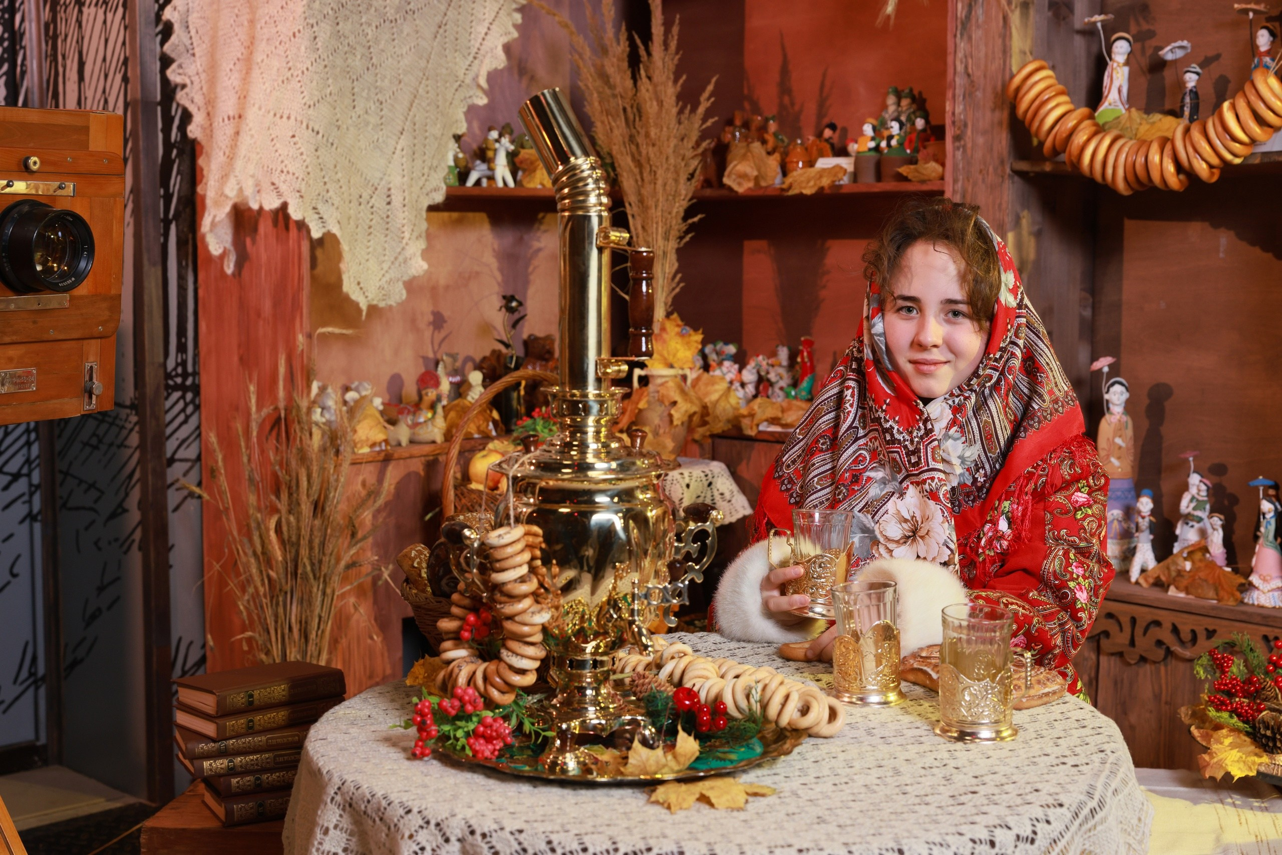 Фотозона в народном стиле с самоваром в «Добродее». Фотограф в Туле Крупский АнДРей. Фотостудия «КАДР71» в Туле