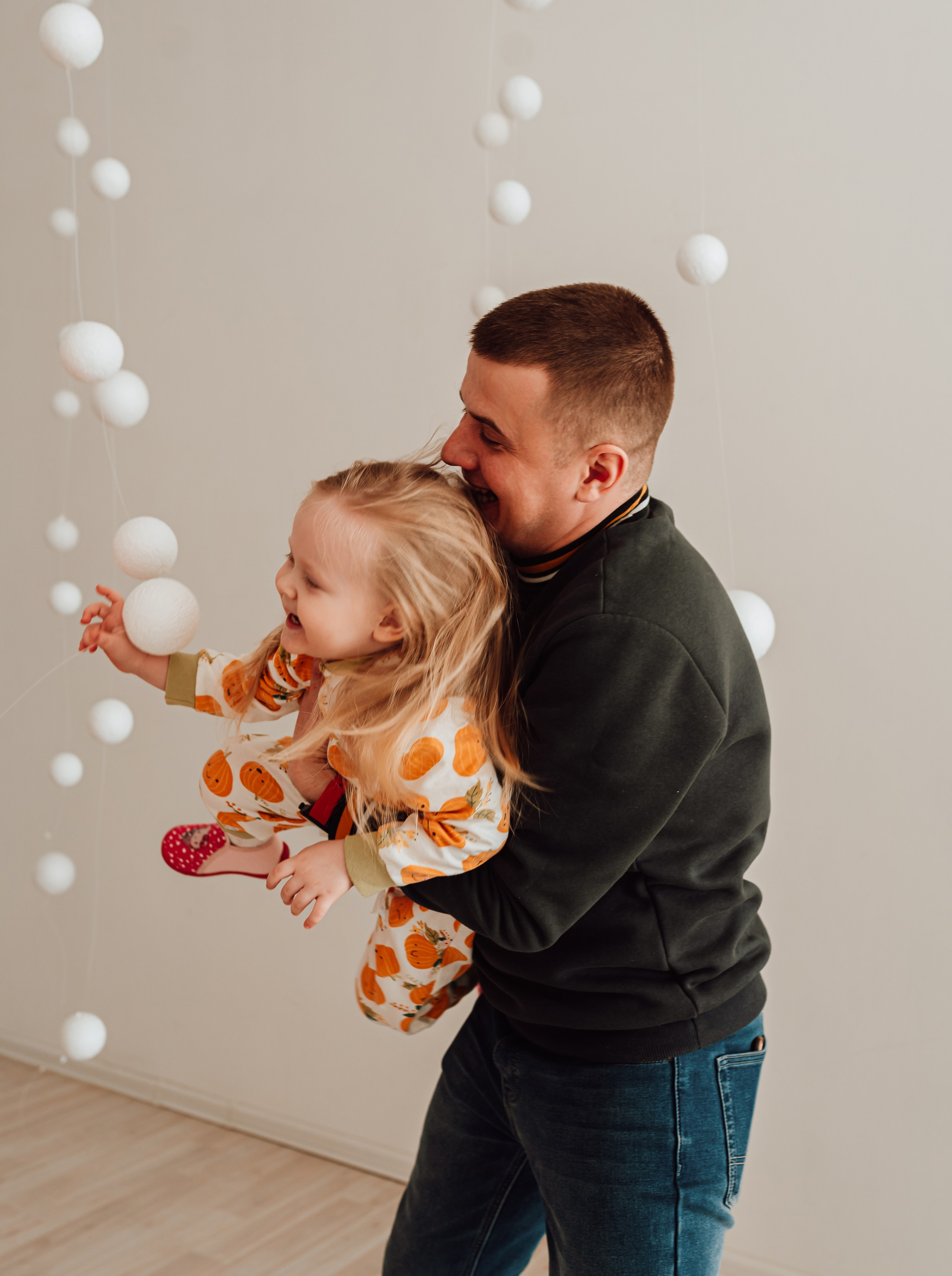 Фотосъемка мамы с дочкой. Фотограф Ким Наталья в Красноярске