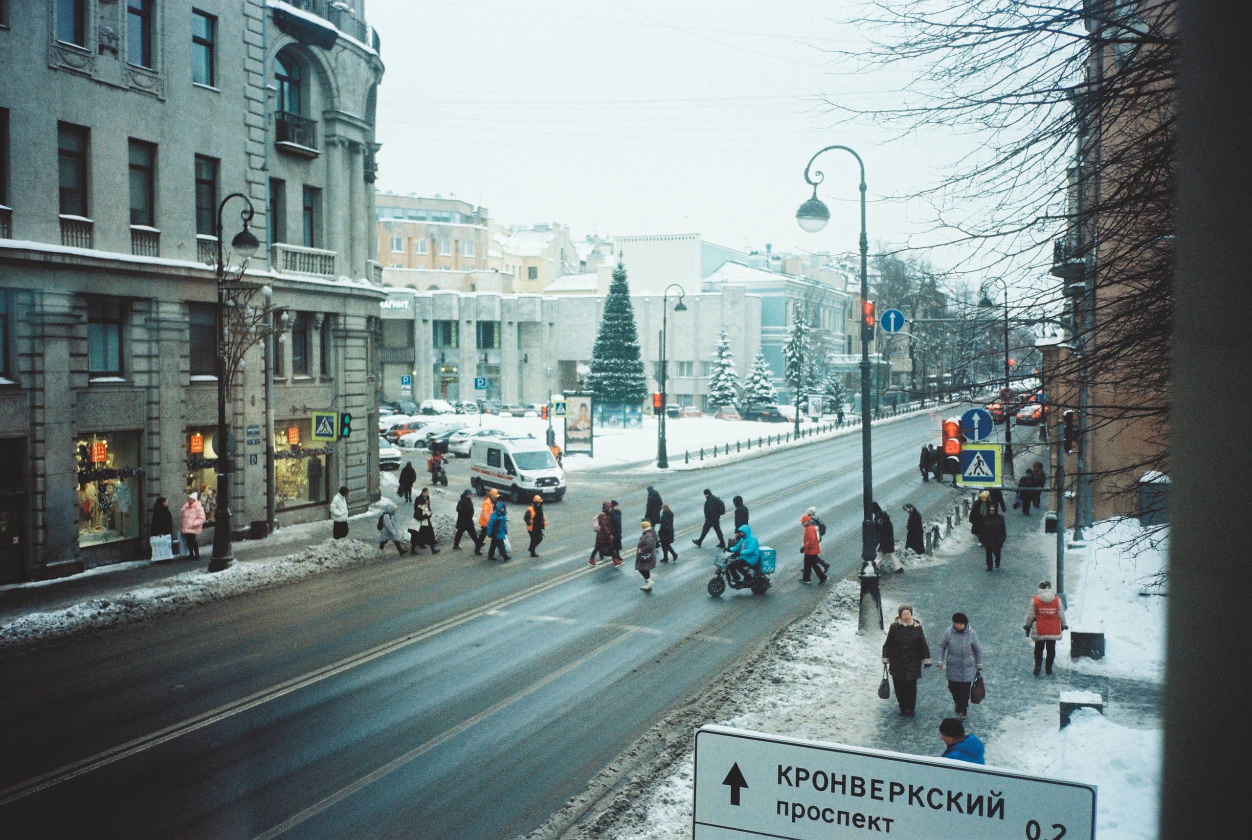 Фотографии цветные. Свадебный и семейный пленочный фотограф в Петербурге Истомина Ирина