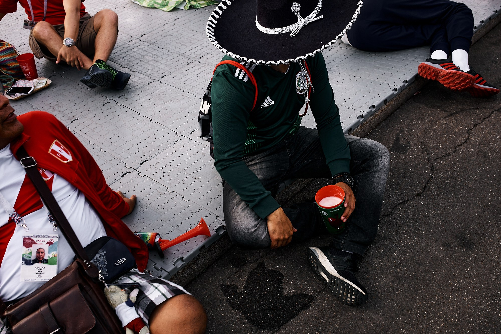 Уличная и жанровая фотография | Виктор Молодцов. Промышленная и репортажная фотография