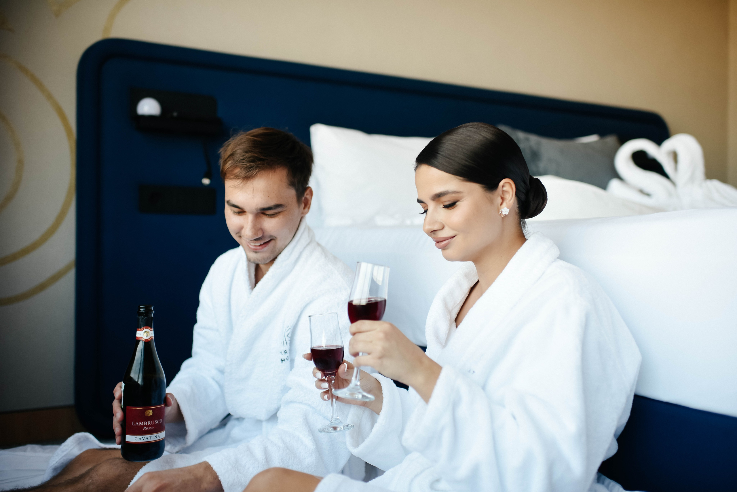 Камила и Булат. Главная