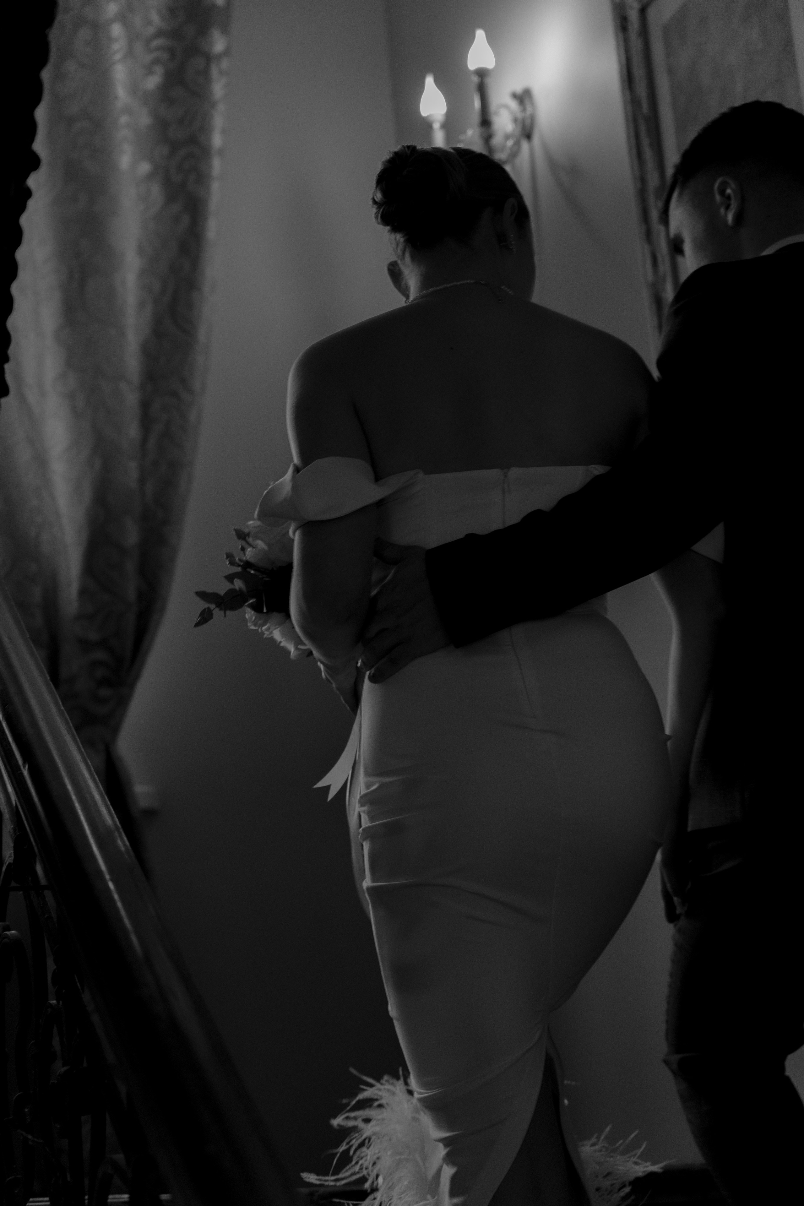 Свадебная фотосессия в отеле Чайковский г. Калининград. Свадебный фотограф Калининград