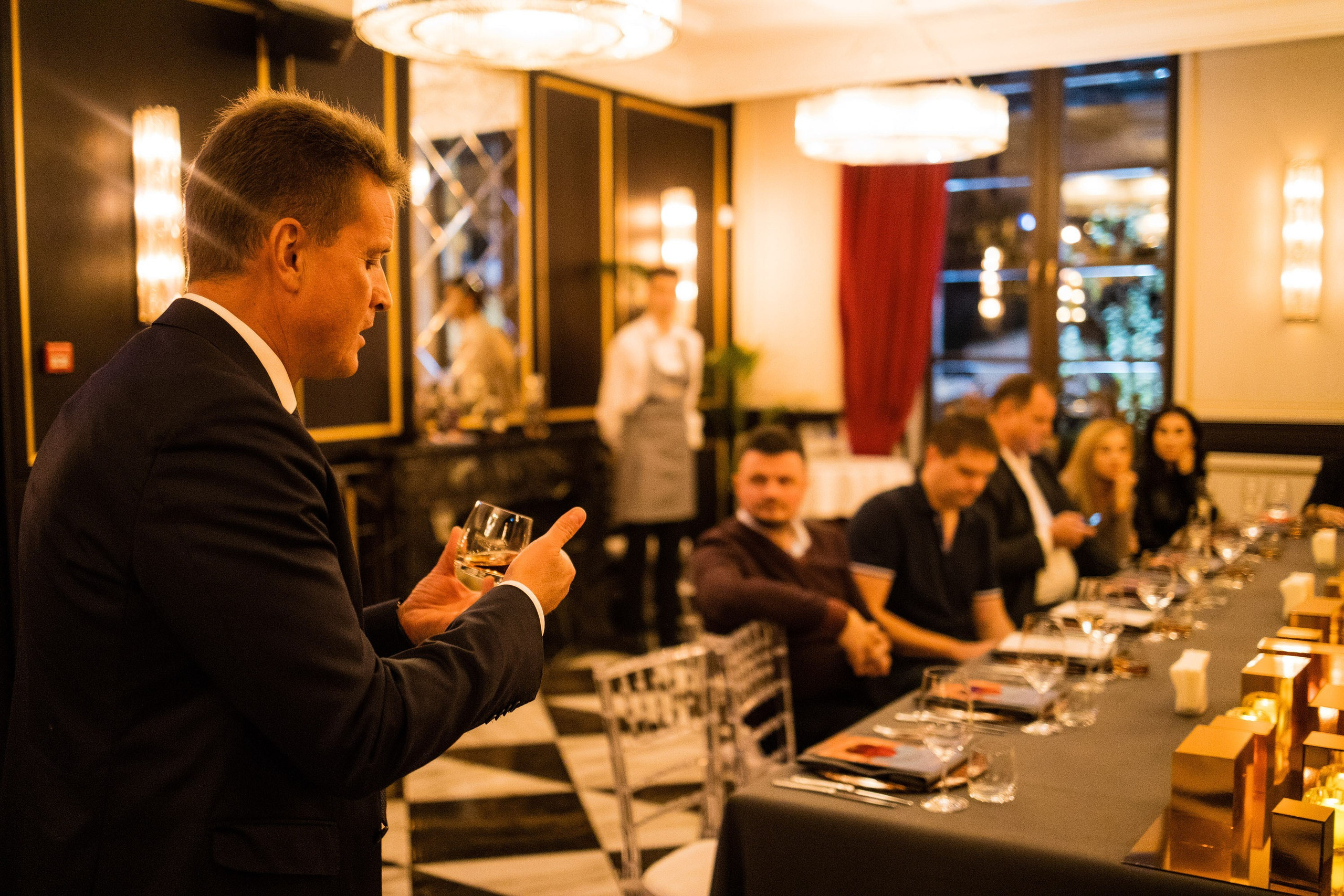 Hennesy Evening. Руслан Плахтеев