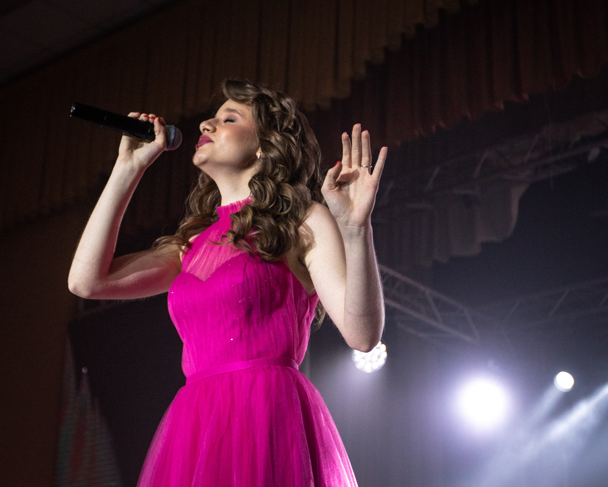 Конкурс красоты Мисс КубГУ 2022. Репортажный, промышленный и маркетплейс-фотограф Дмитрий Чернат