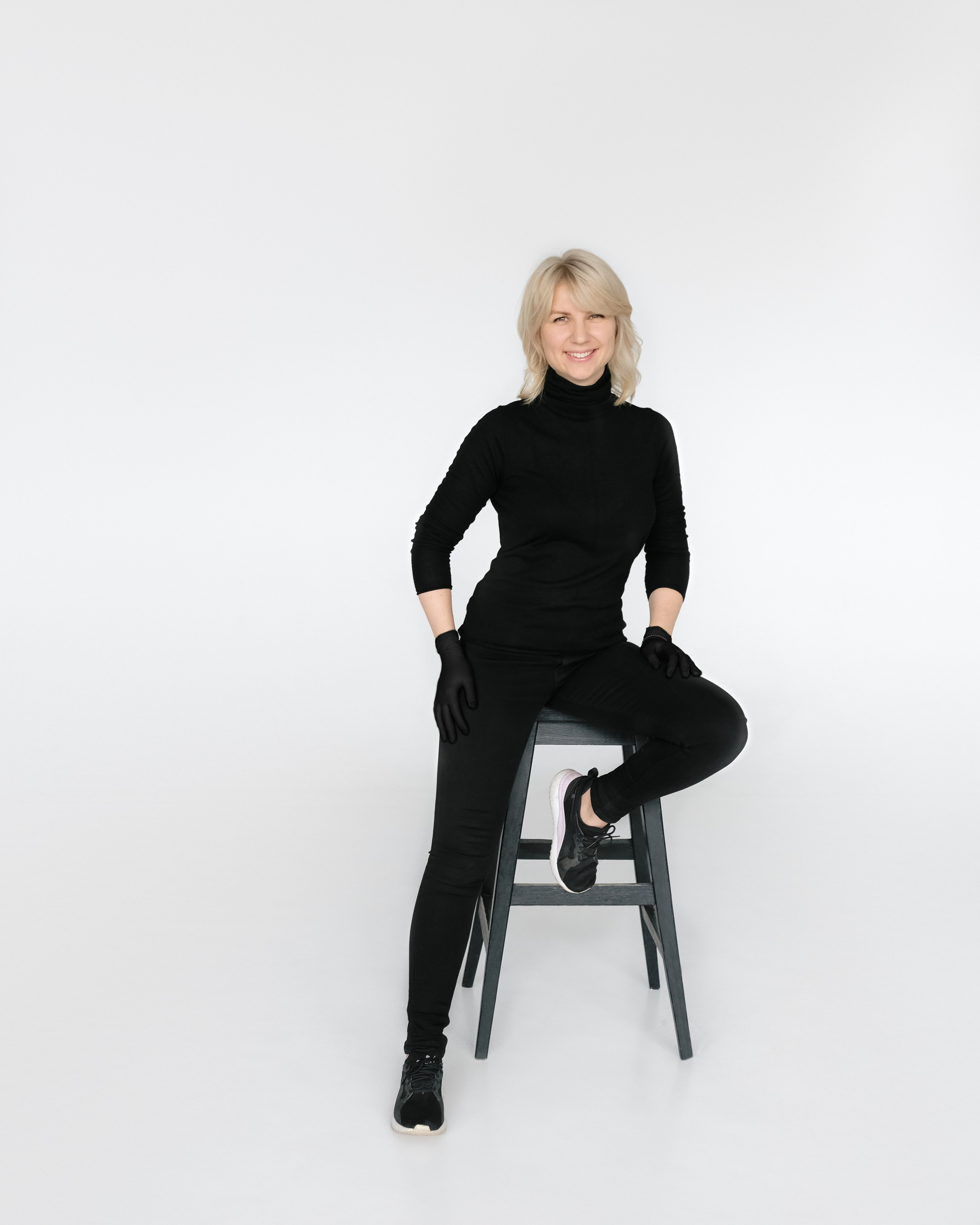 Юля. Елена Симонова