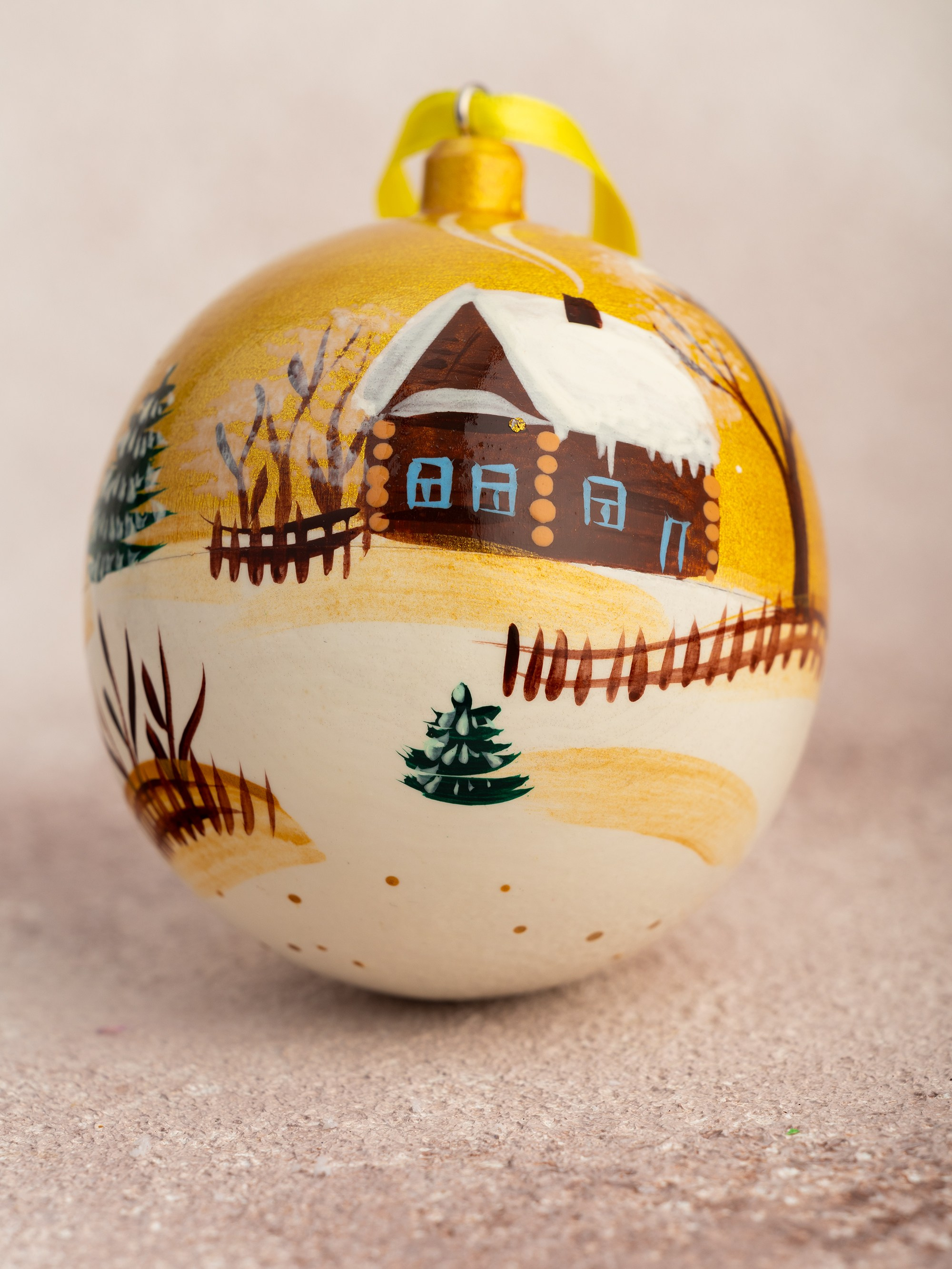 Новогодние шары. Фотостудия T-CUBE