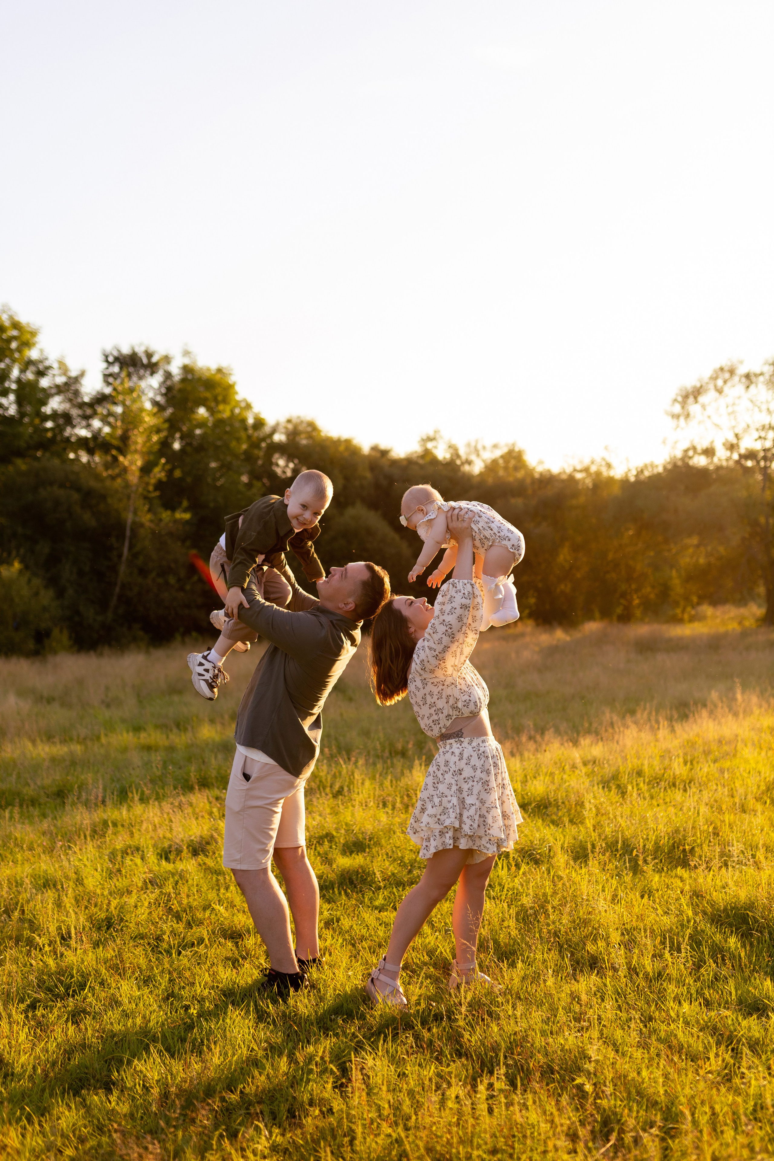 Семейная фотосессия на закате. ФОТОГРАФ ХАБАРОВСК АНАСТАСИЯ РАЧЕНКОВА