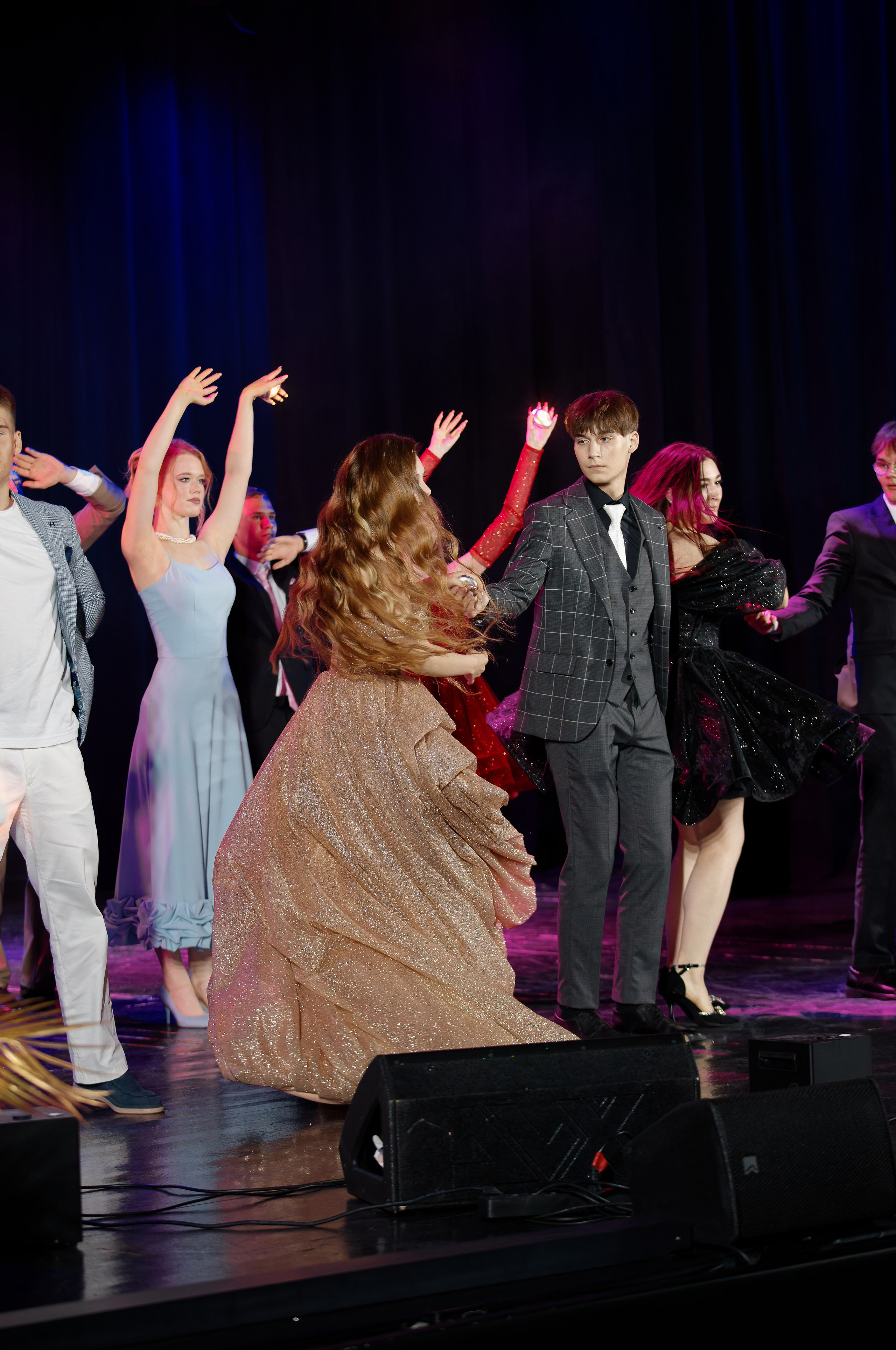 Выпускной школы 56 11Б. Семейный фотограф — Макс Белогрудов