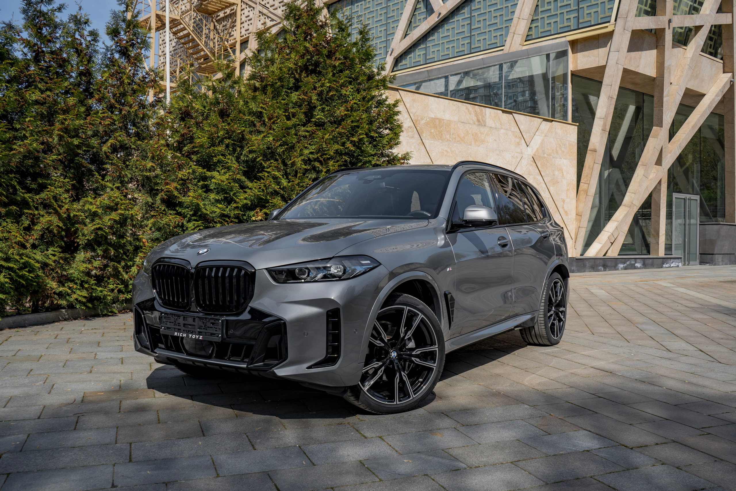 BMW X5. Автомобильный фотограф Ногинск Денис Городок