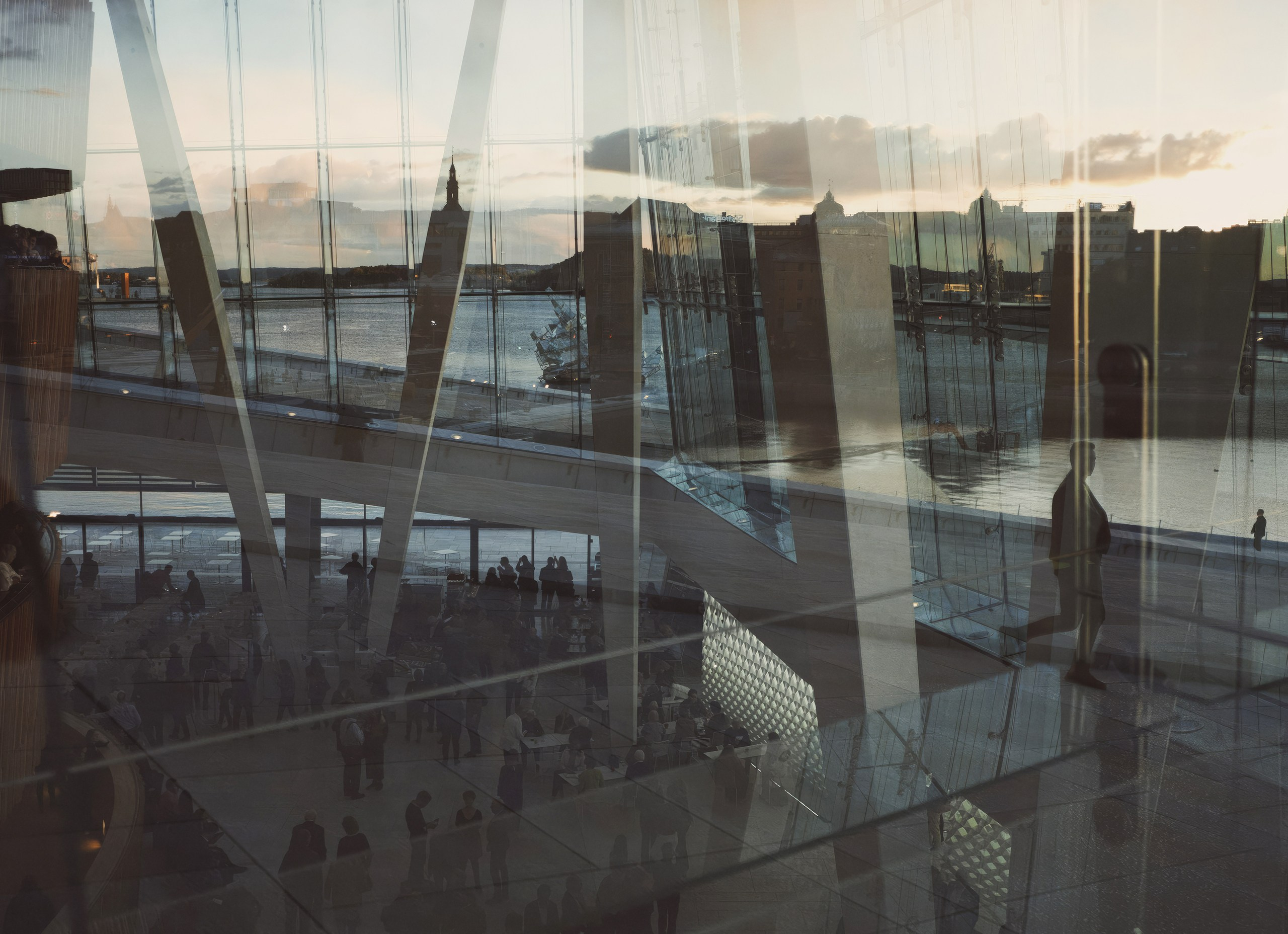 Илья Казанков. Фотограф и графический дизайнер из Калининграда