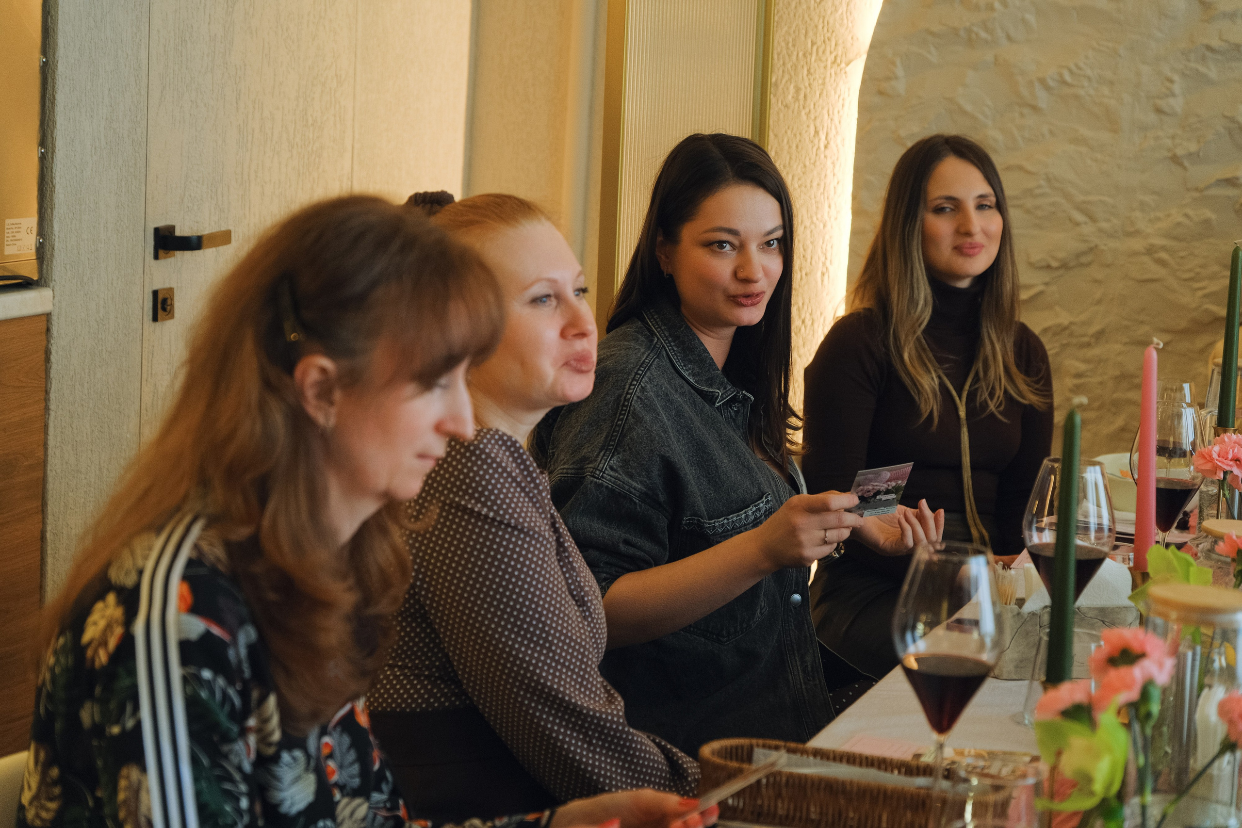 Девичник в кафе Im tun. Фотограф Софья Володкина