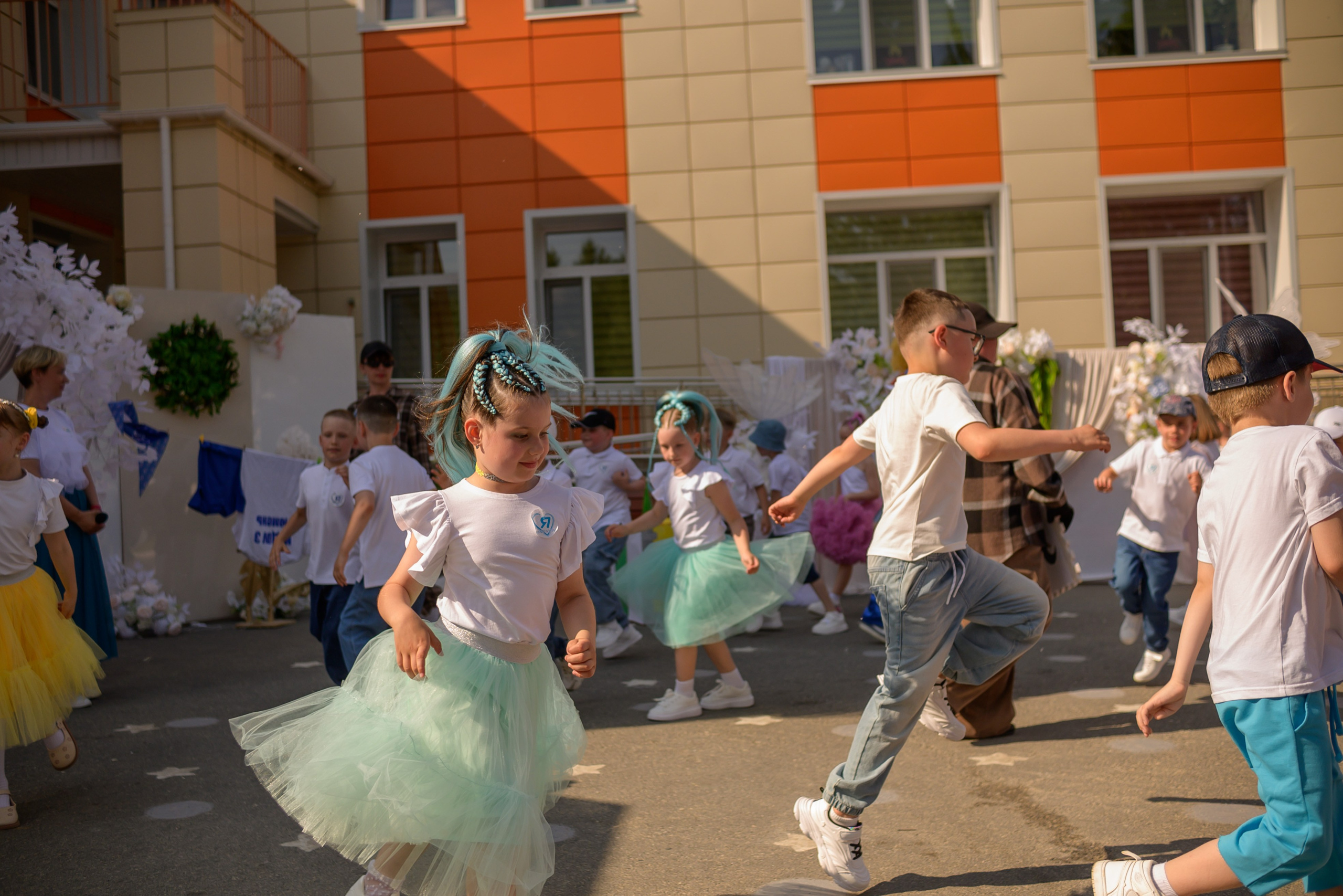 Репортаж выпускного группа «Фантазёры» 3 садик. Фотограф новорожденных, семейный детский в Тюмени Татьяна Морозова