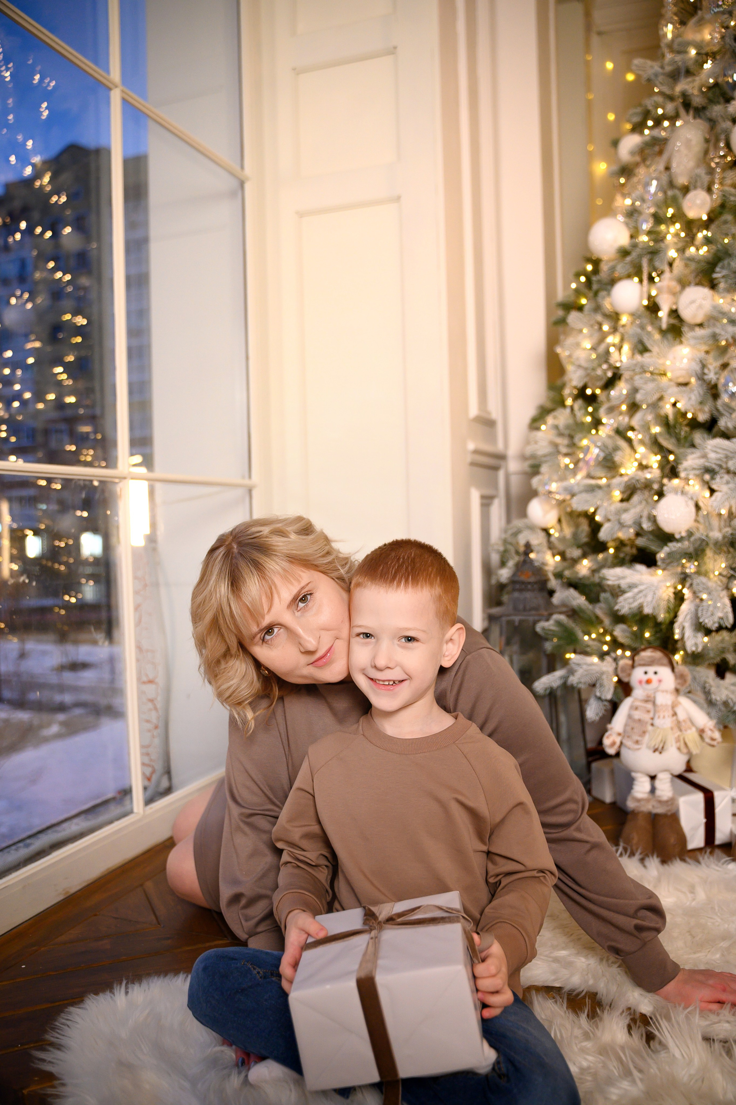 Новогодняя 2025-26 «Файн-Арт. Фотограф новорожденных, семейный детский в Тюмени Татьяна Морозова