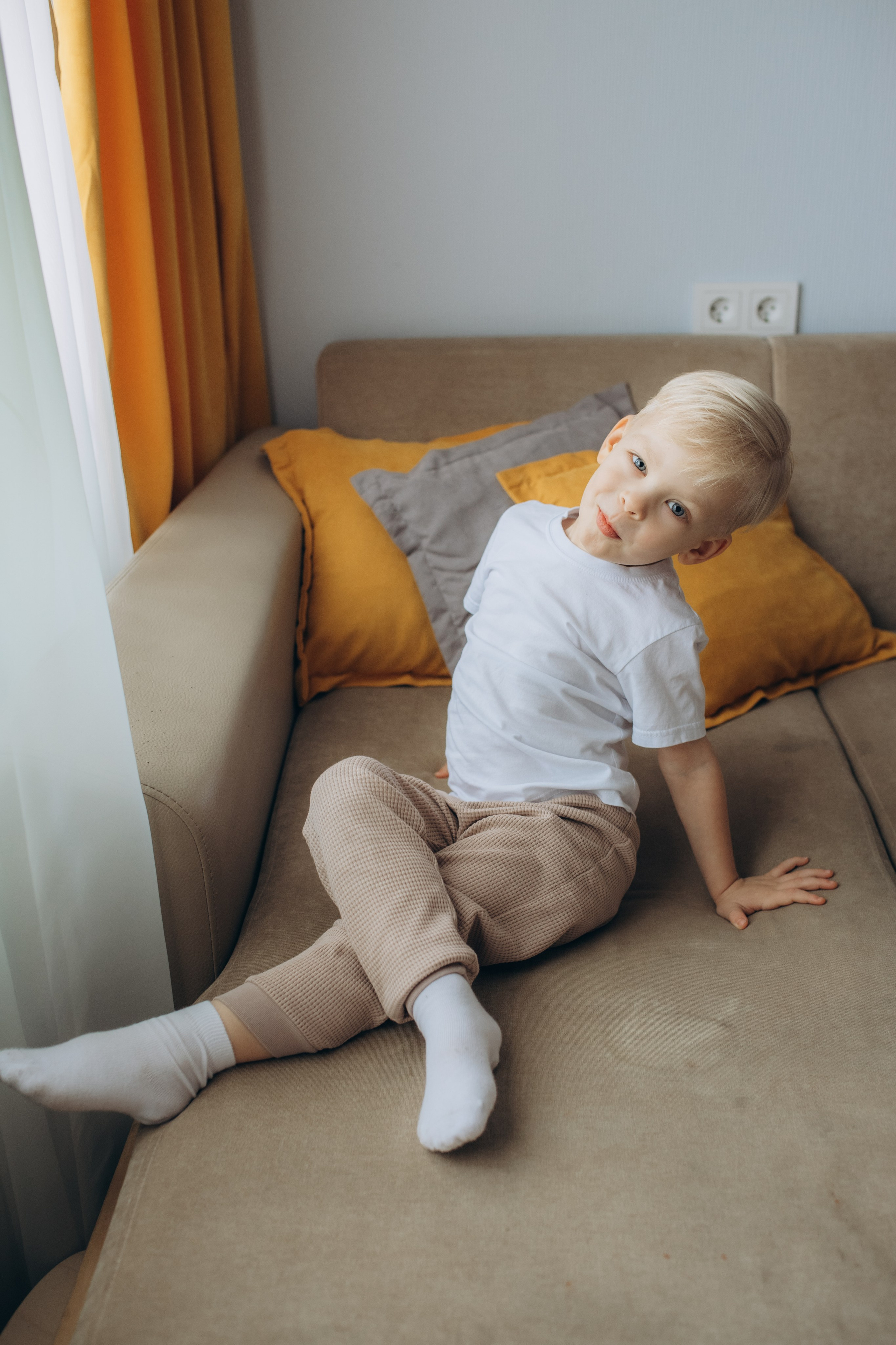 Катя, Денис и малыши. Семейный и домашний фотограф в Москве и МО Королева Валерия